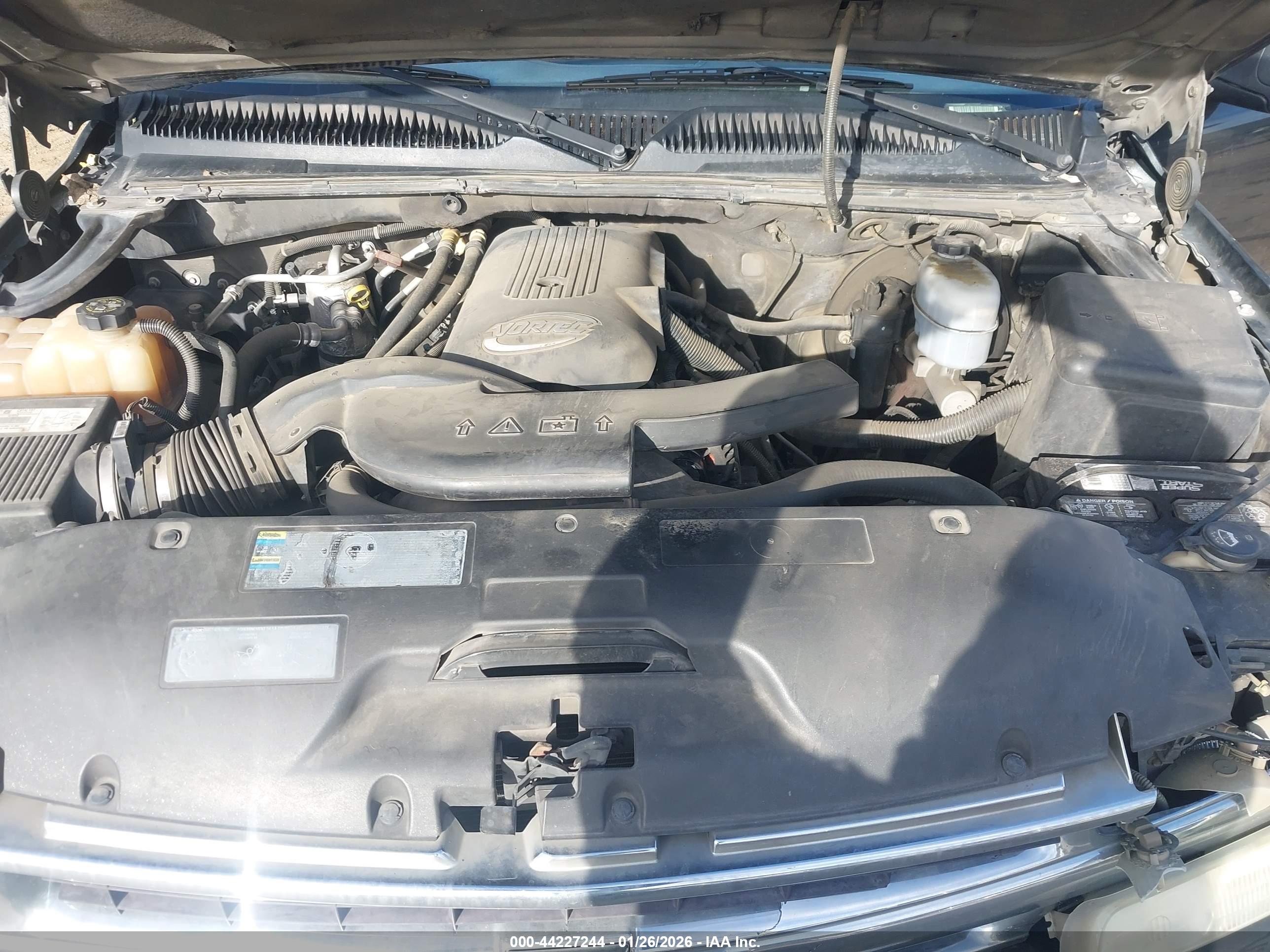 CHEVROLET TAHOE image 10