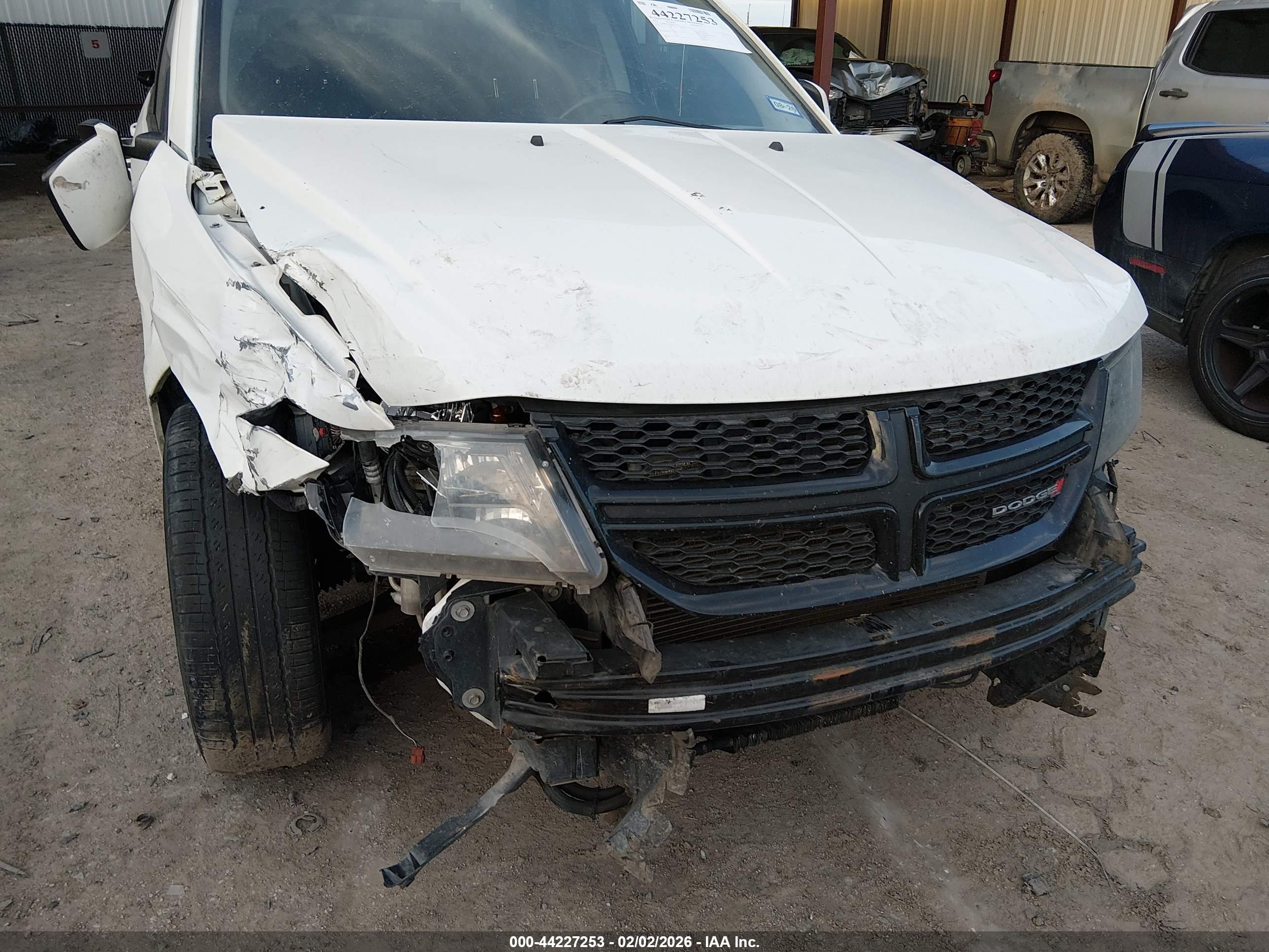 DODGE JOURNEY image 6