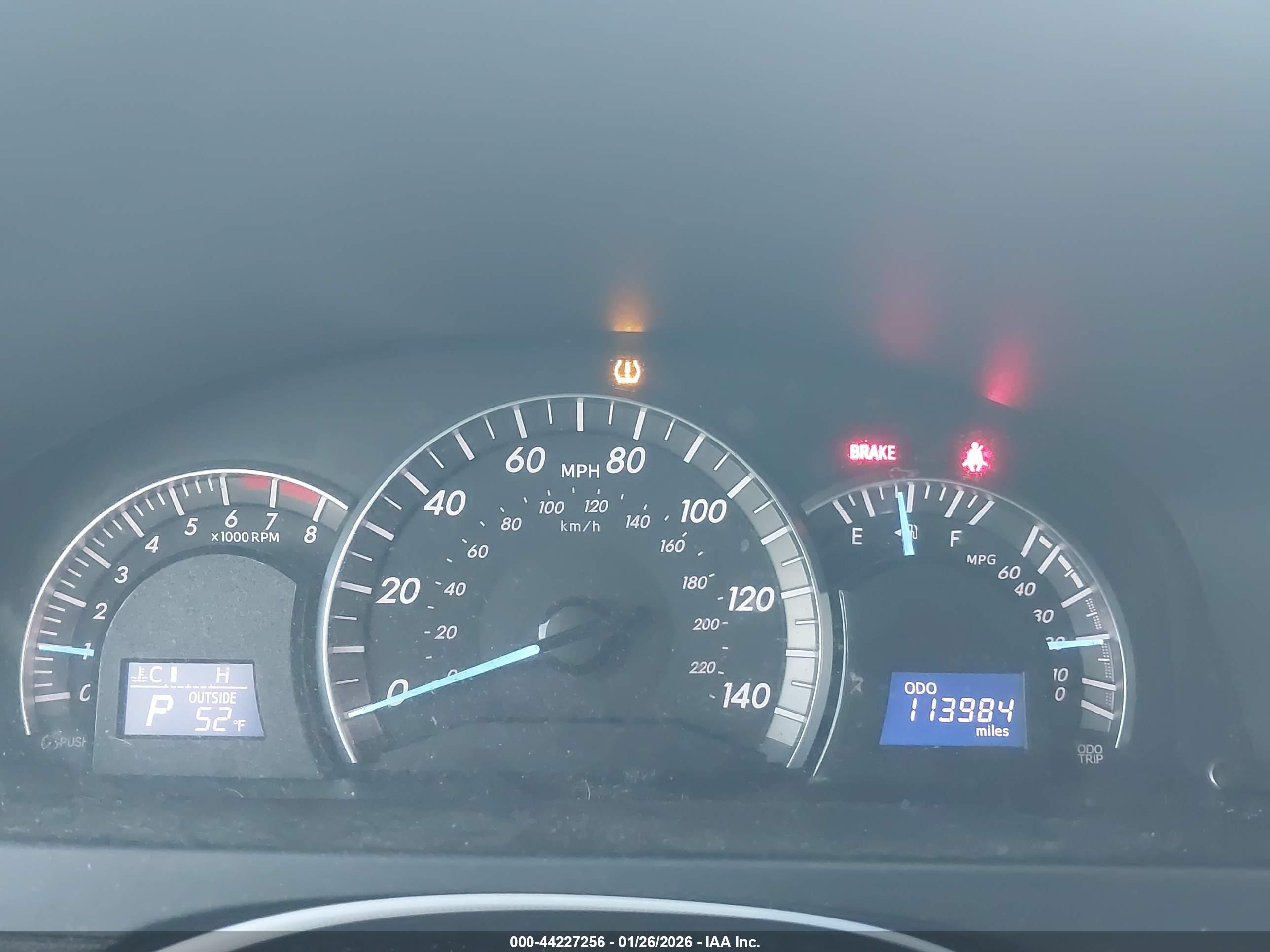 TOYOTA CAMRY image 7