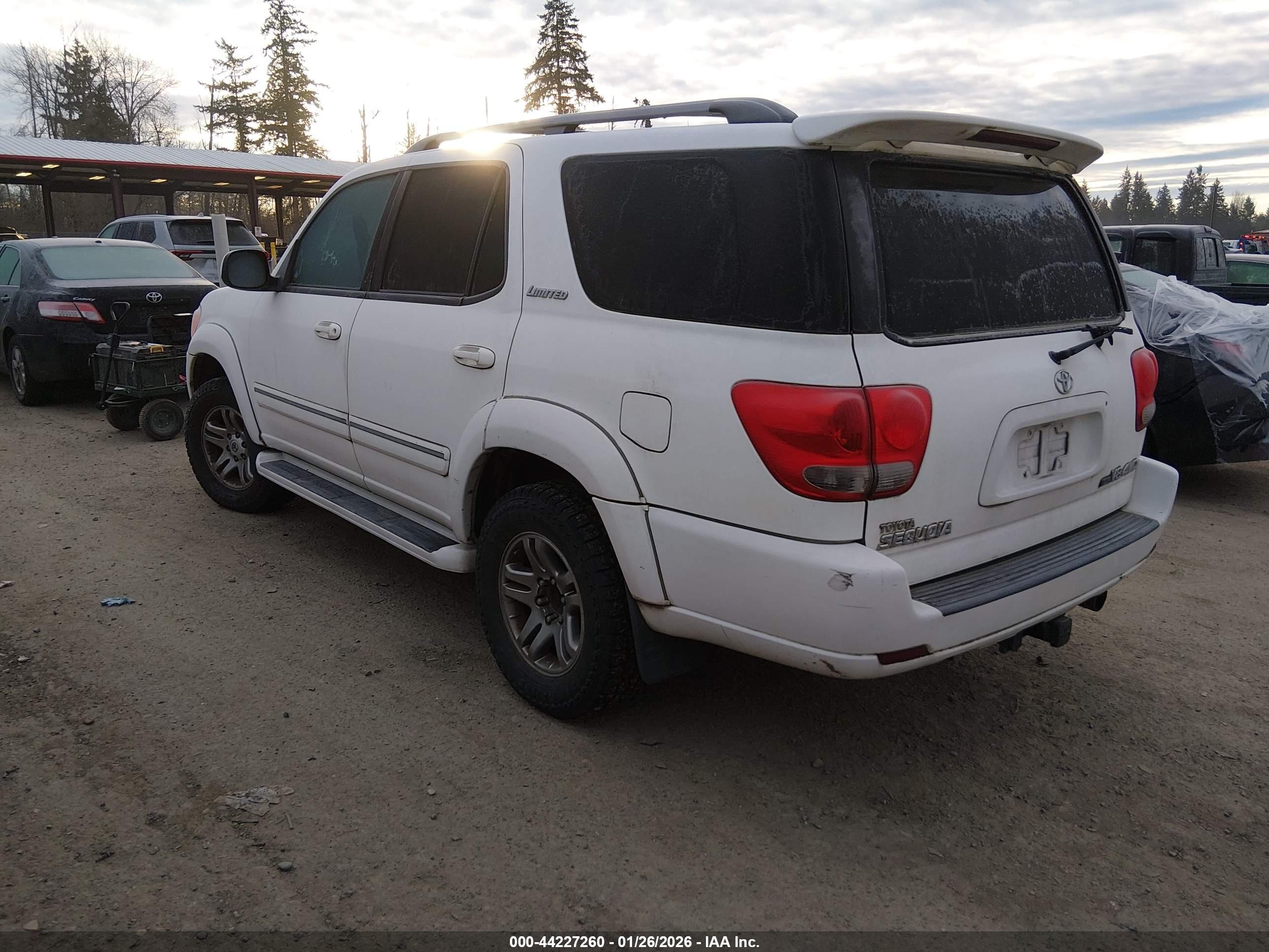 TOYOTA SEQUOIA image 3