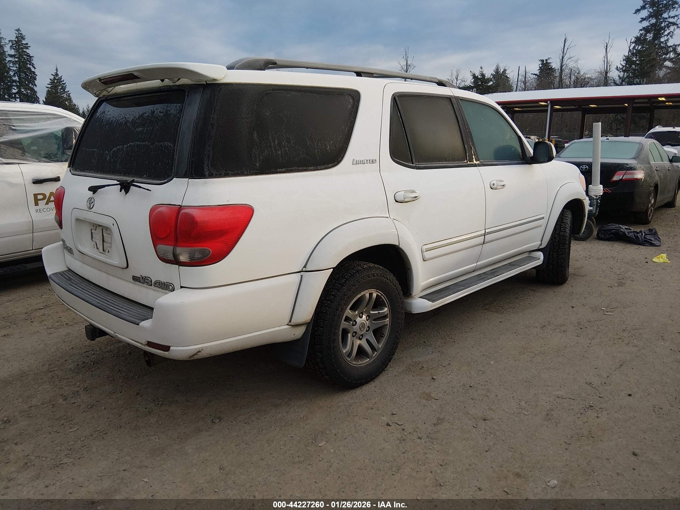 TOYOTA SEQUOIA image 4