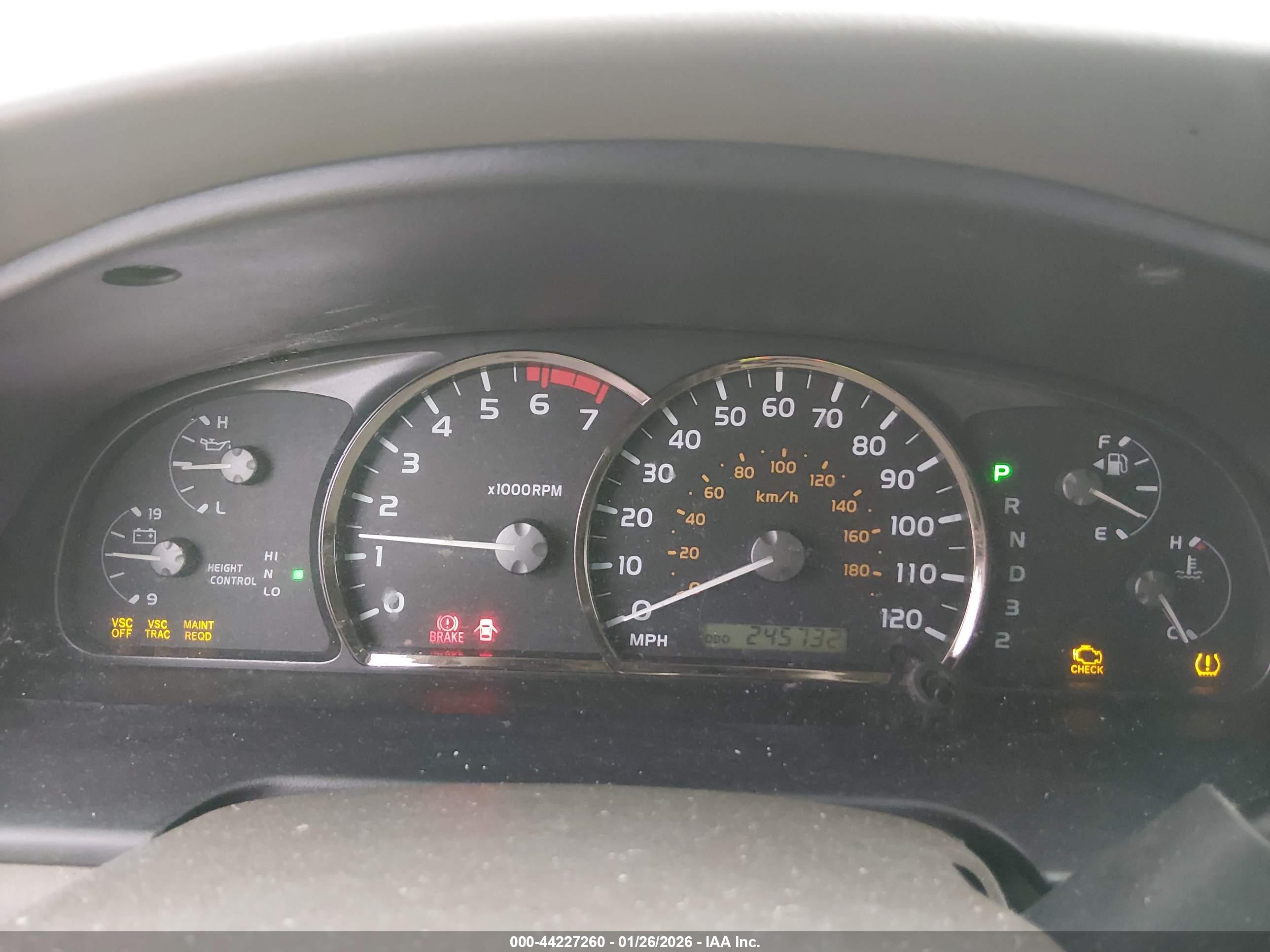 TOYOTA SEQUOIA image 7