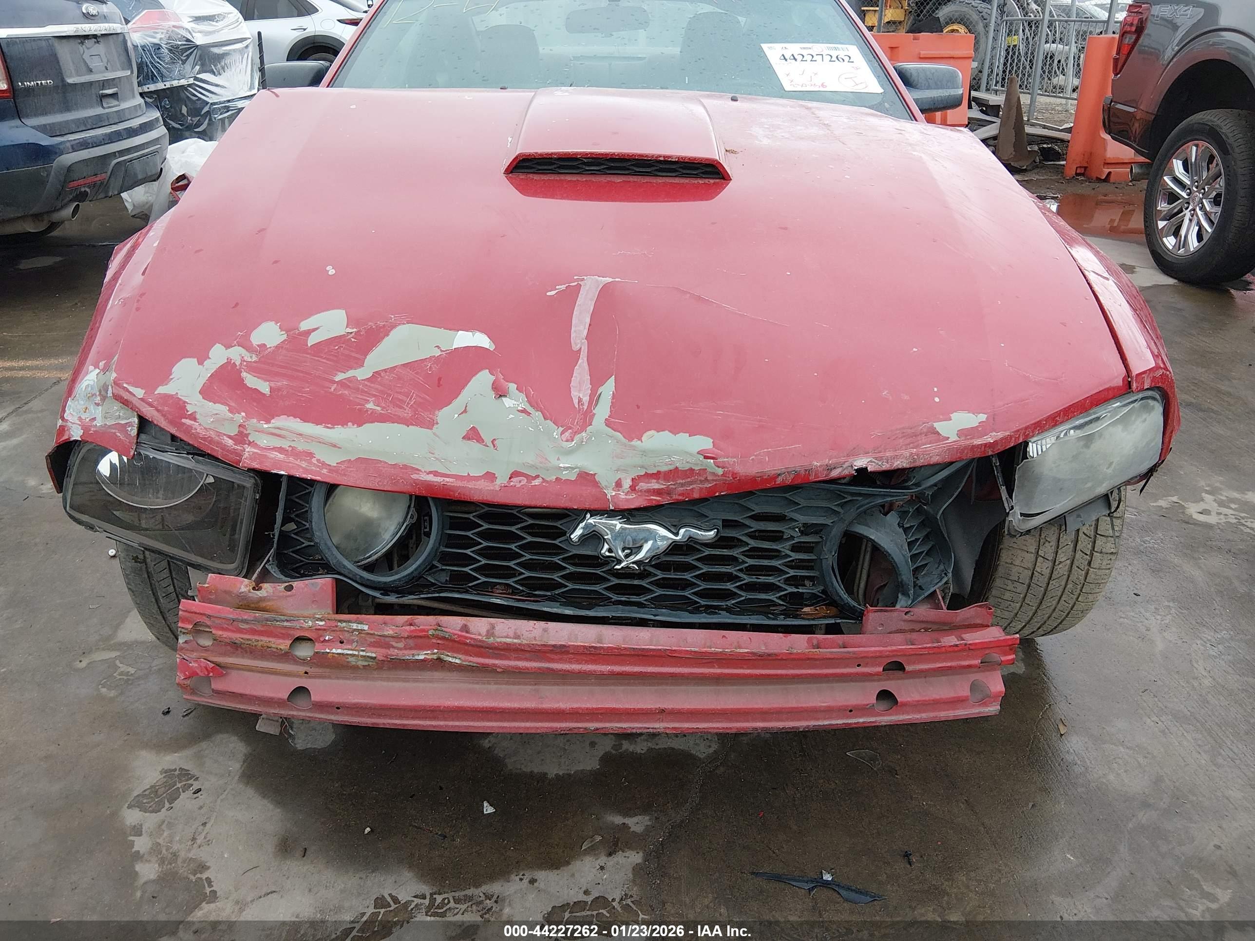 FORD MUSTANG image 6