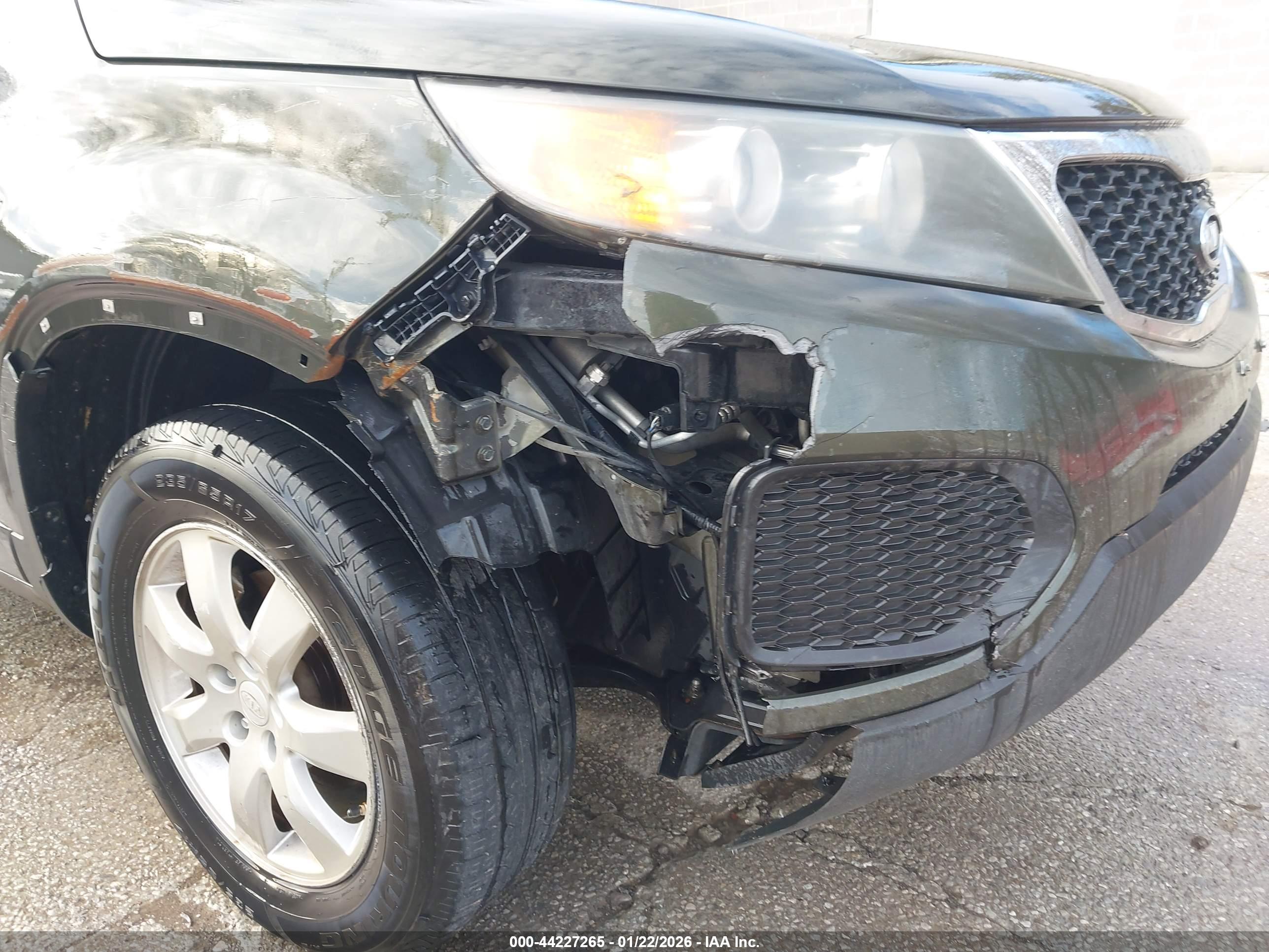 KIA SORENTO image 6