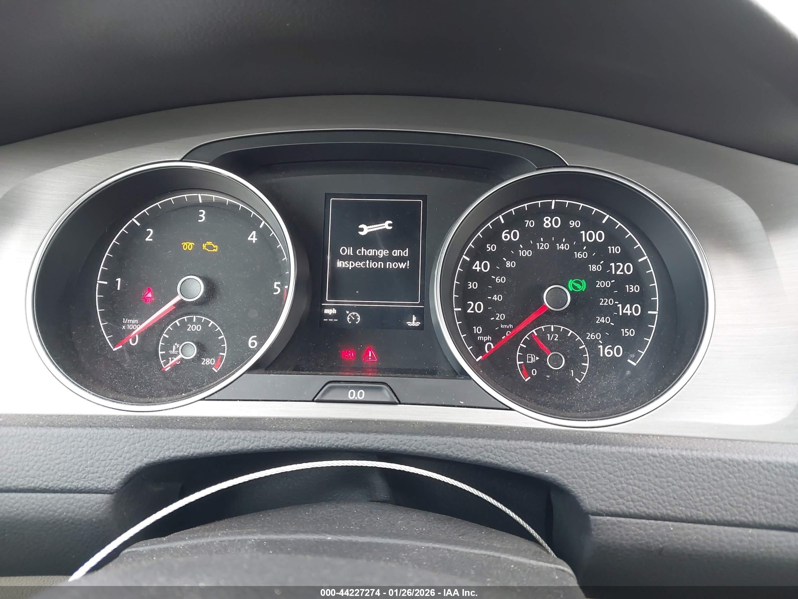 VOLKSWAGEN GOLF image 7