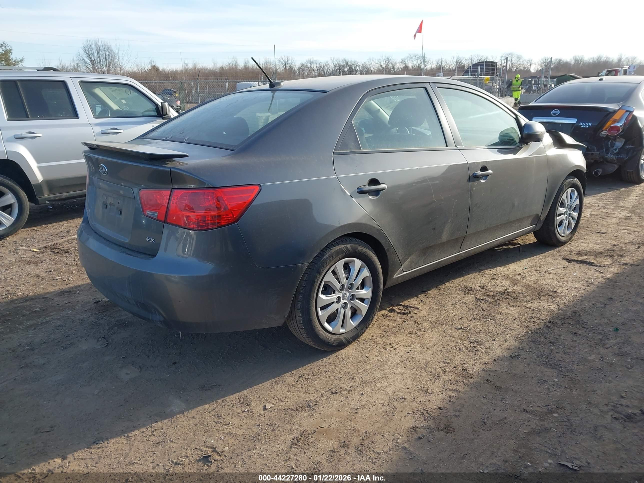 KIA FORTE image 4