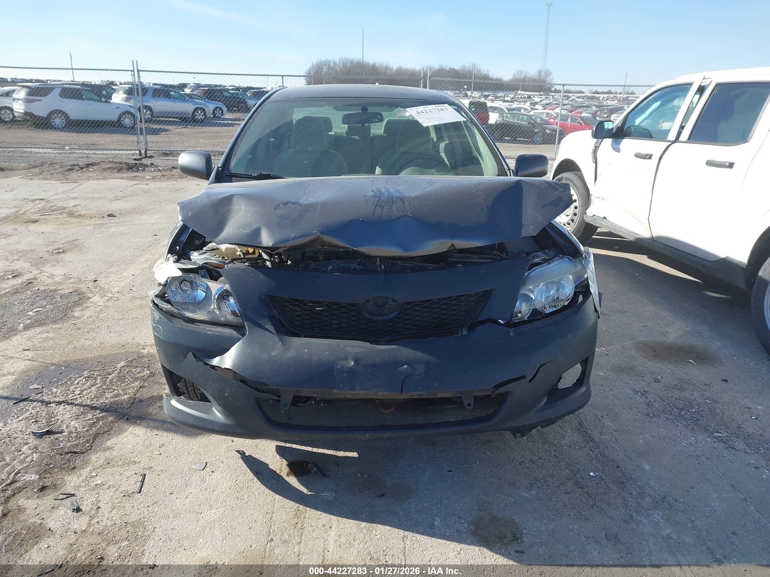 TOYOTA COROLLA image 6