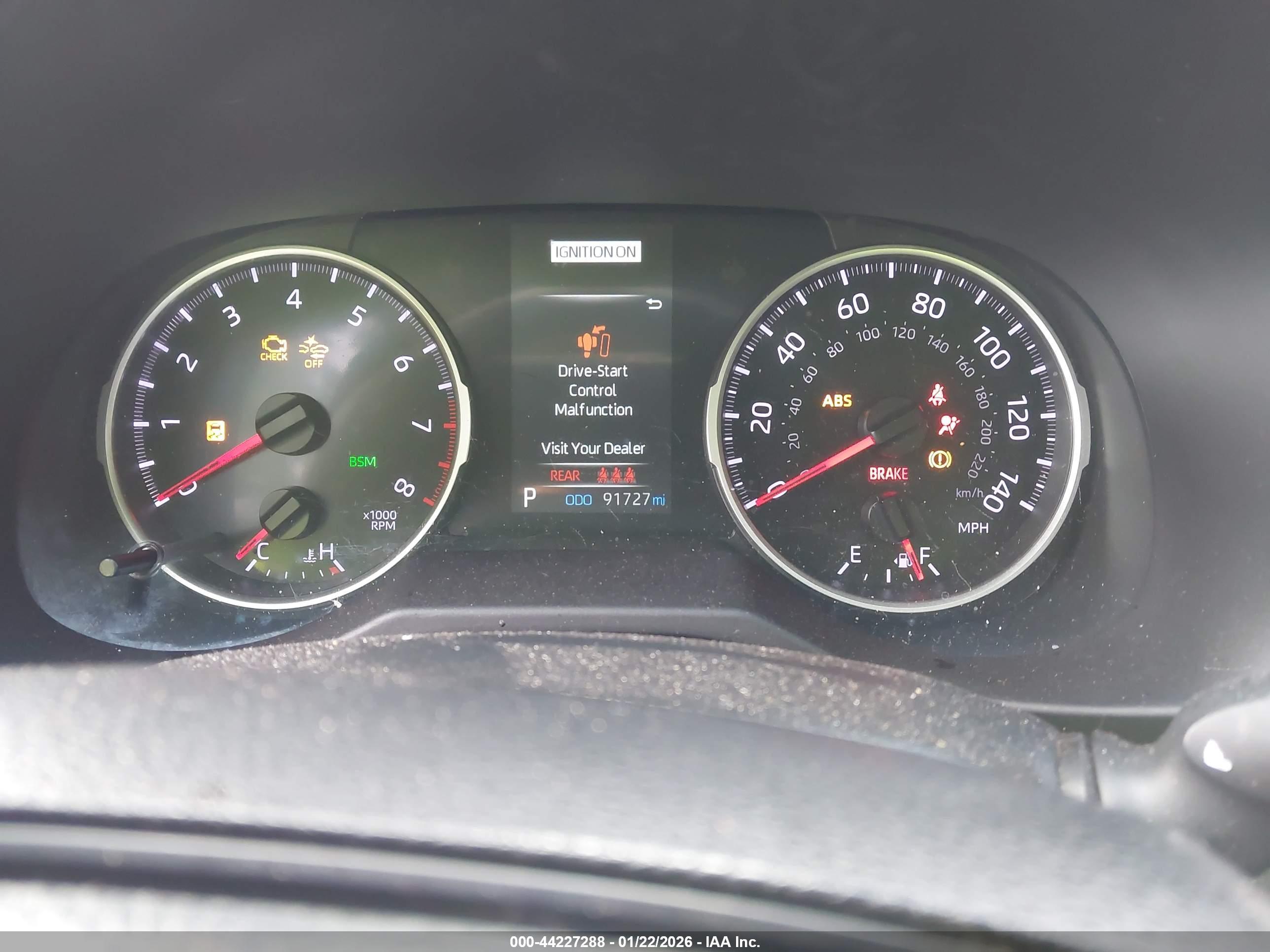 TOYOTA RAV4 image 7