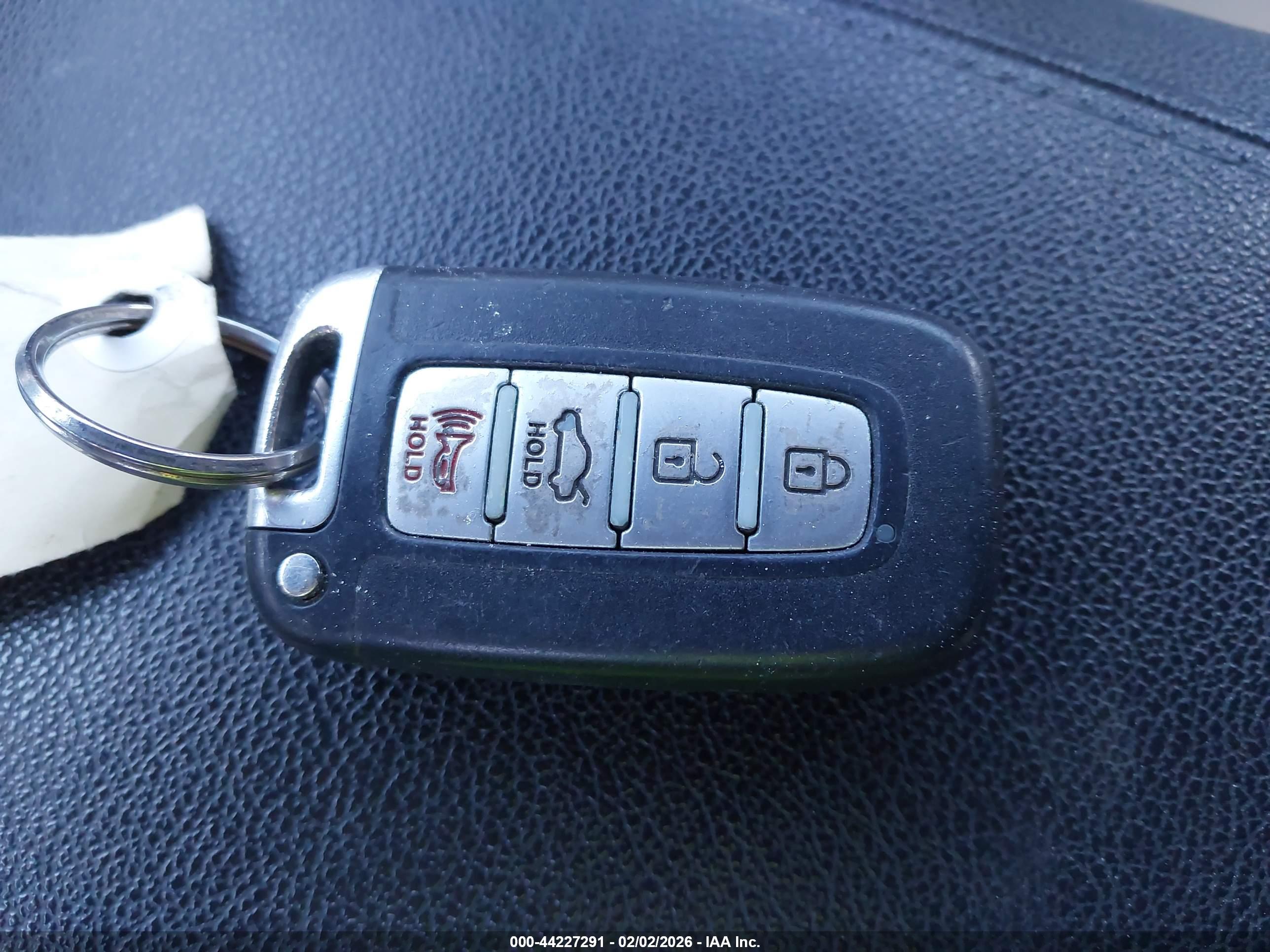 HYUNDAI SONATA image 11