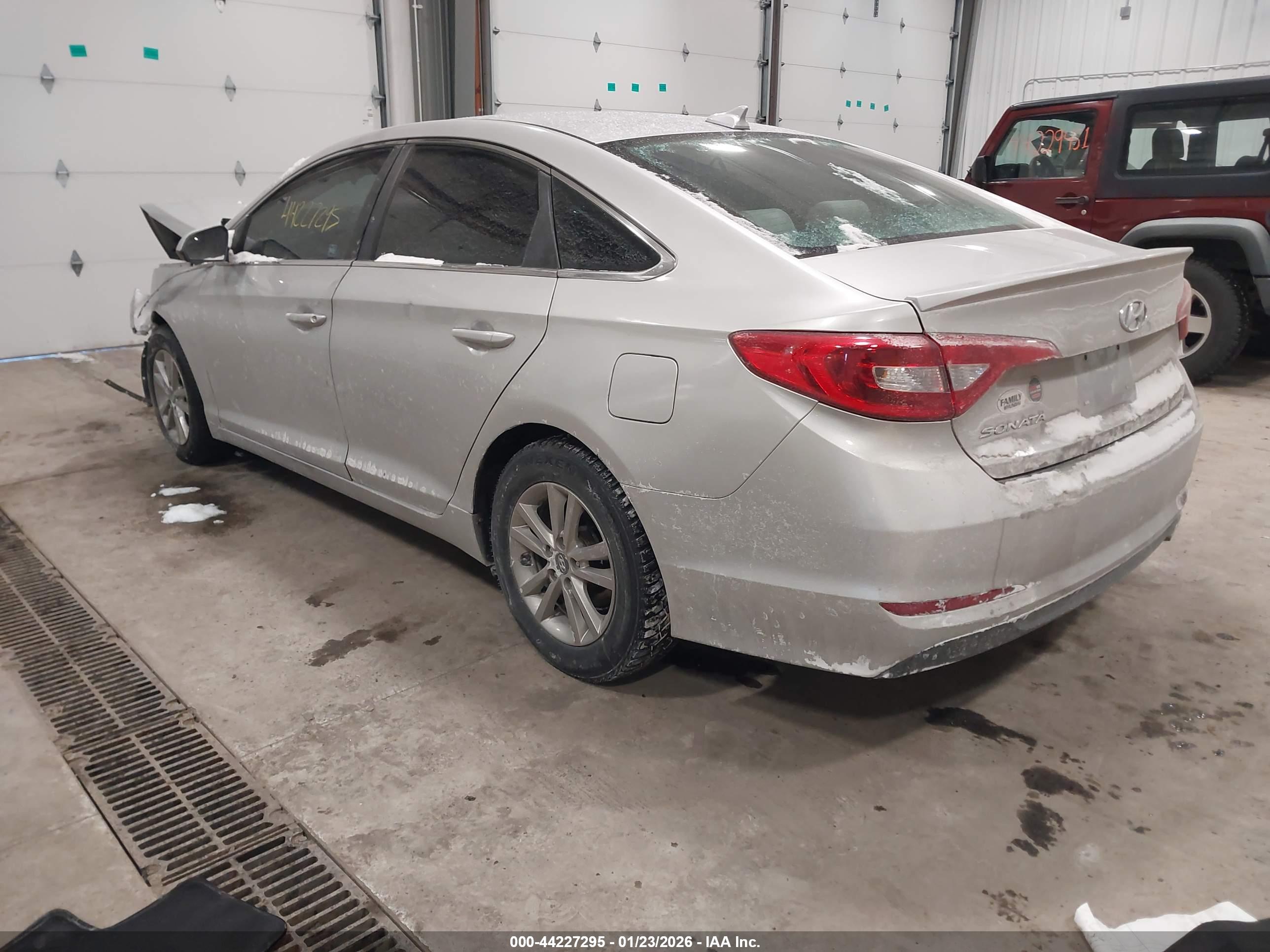 HYUNDAI SONATA image 3