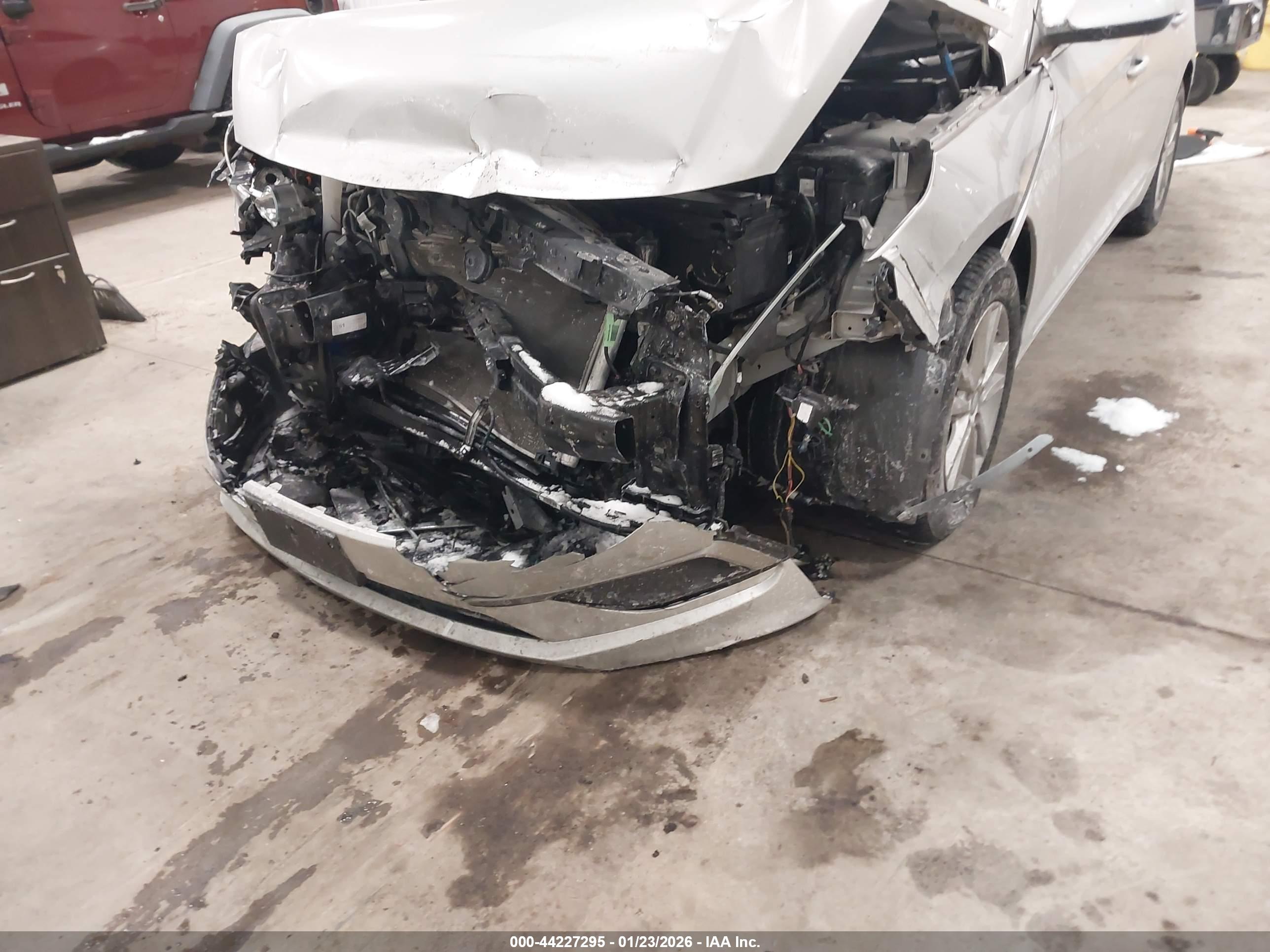 HYUNDAI SONATA image 6