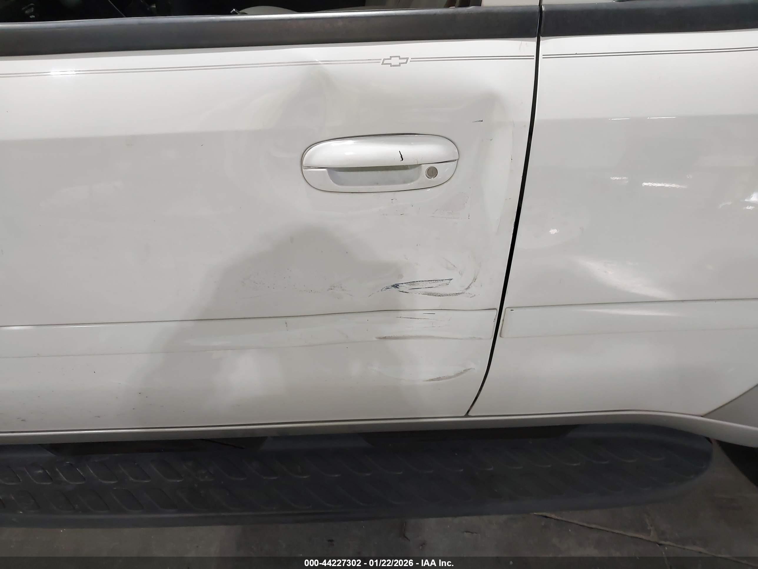 CHEVROLET TRAILBLAZER image 6