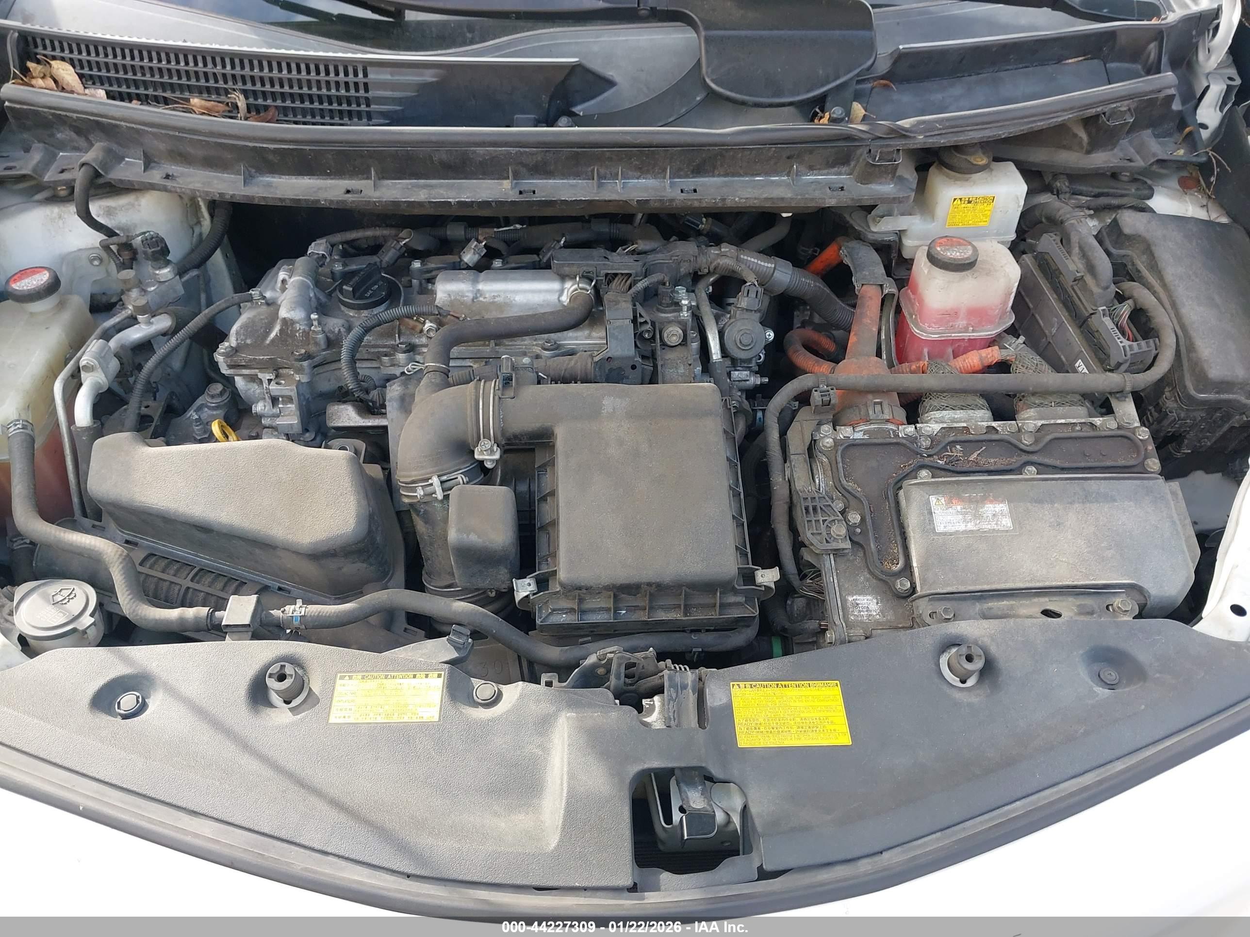 TOYOTA PRIUS image 10