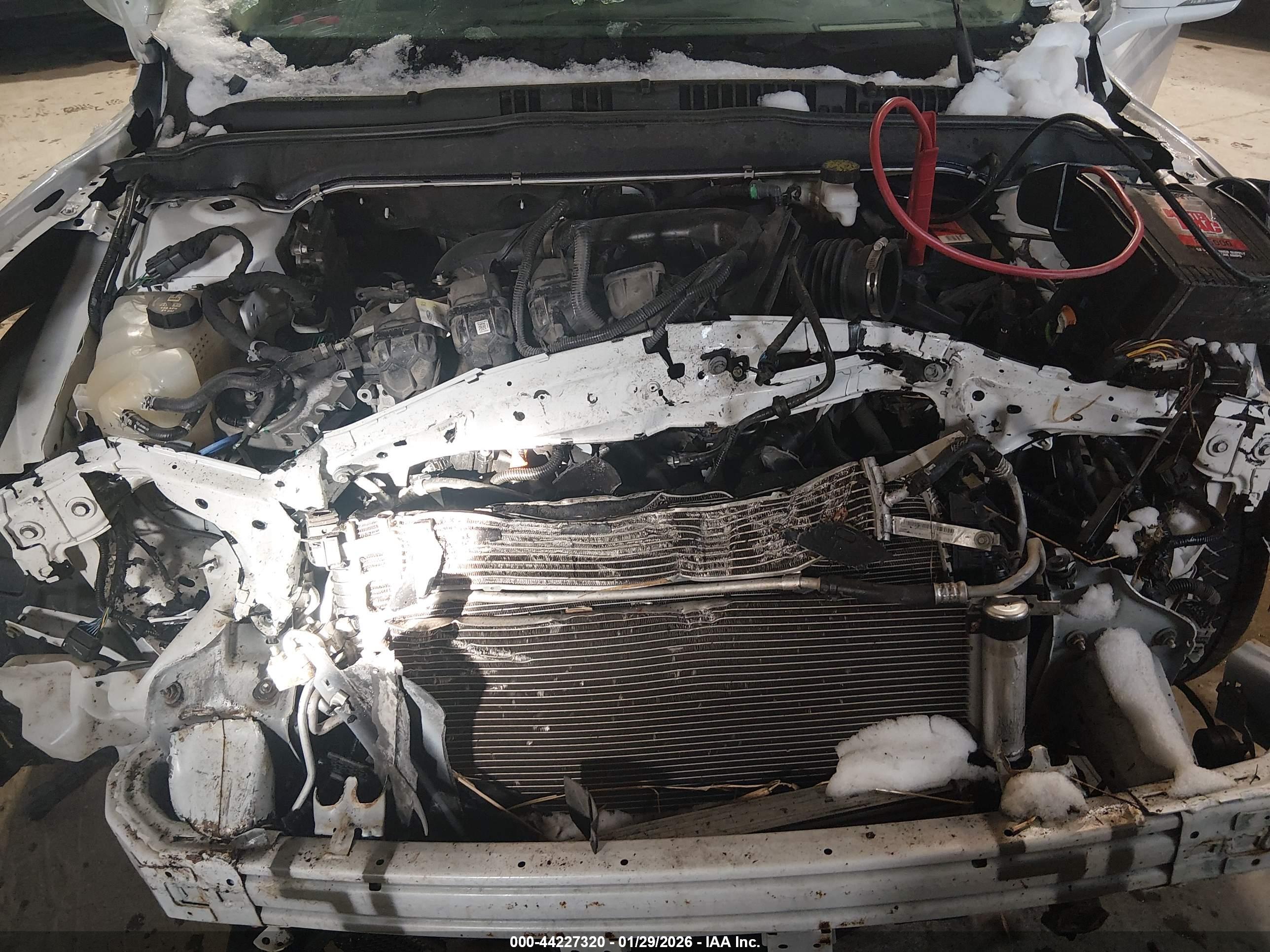 FORD FUSION image 10