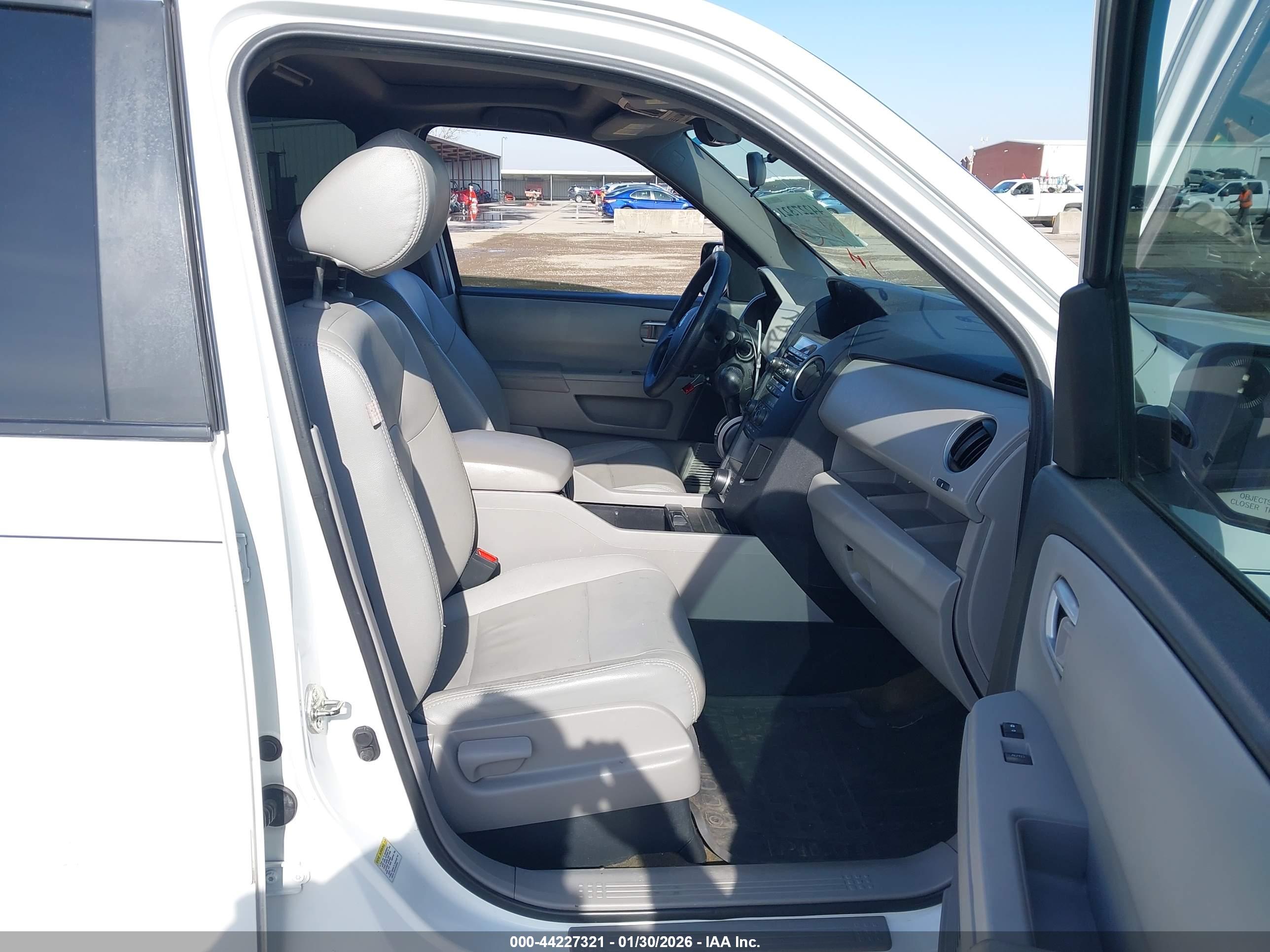 HONDA PILOT image 5