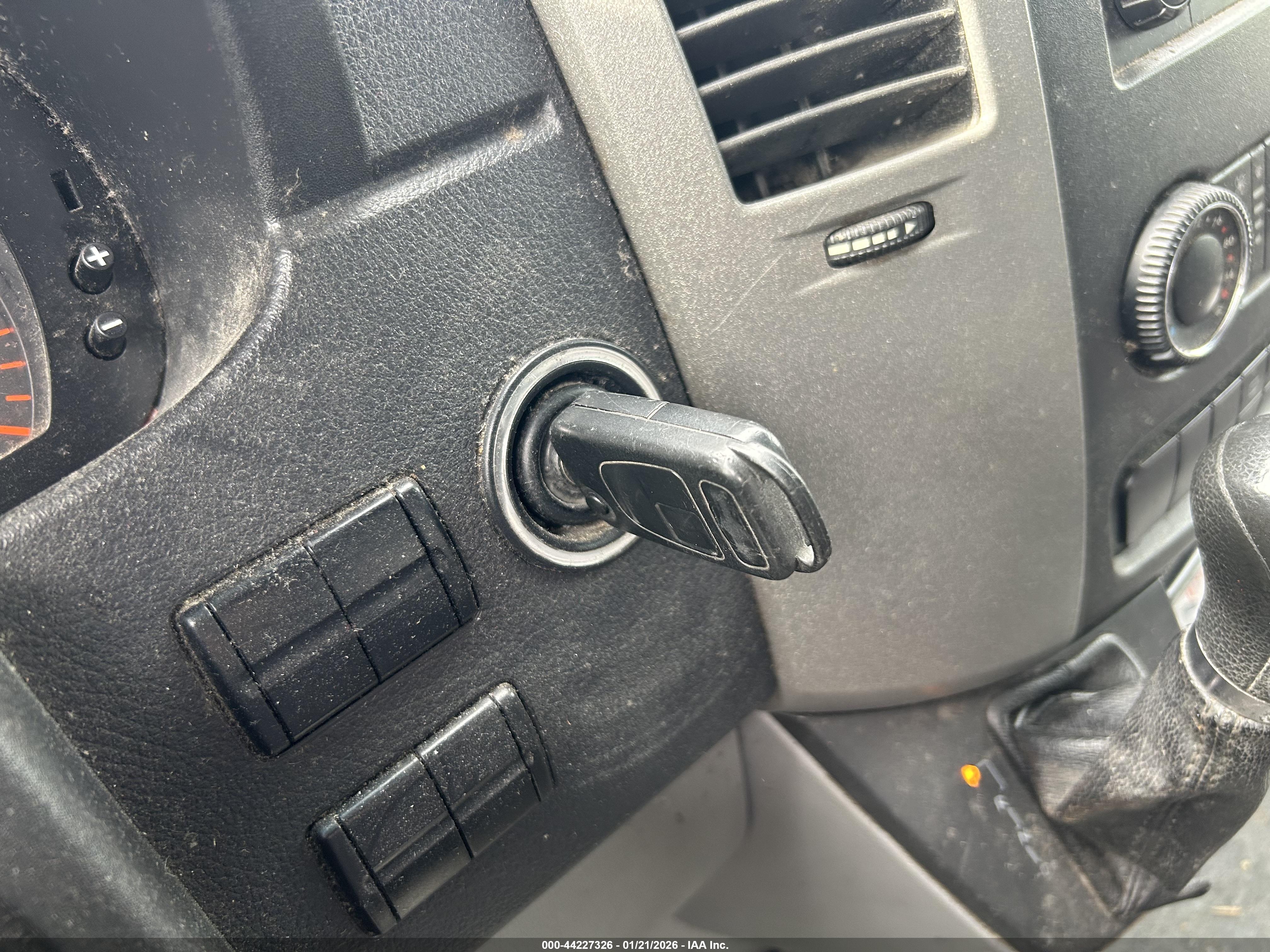 MERCEDES-BENZ SPRINTER image 11