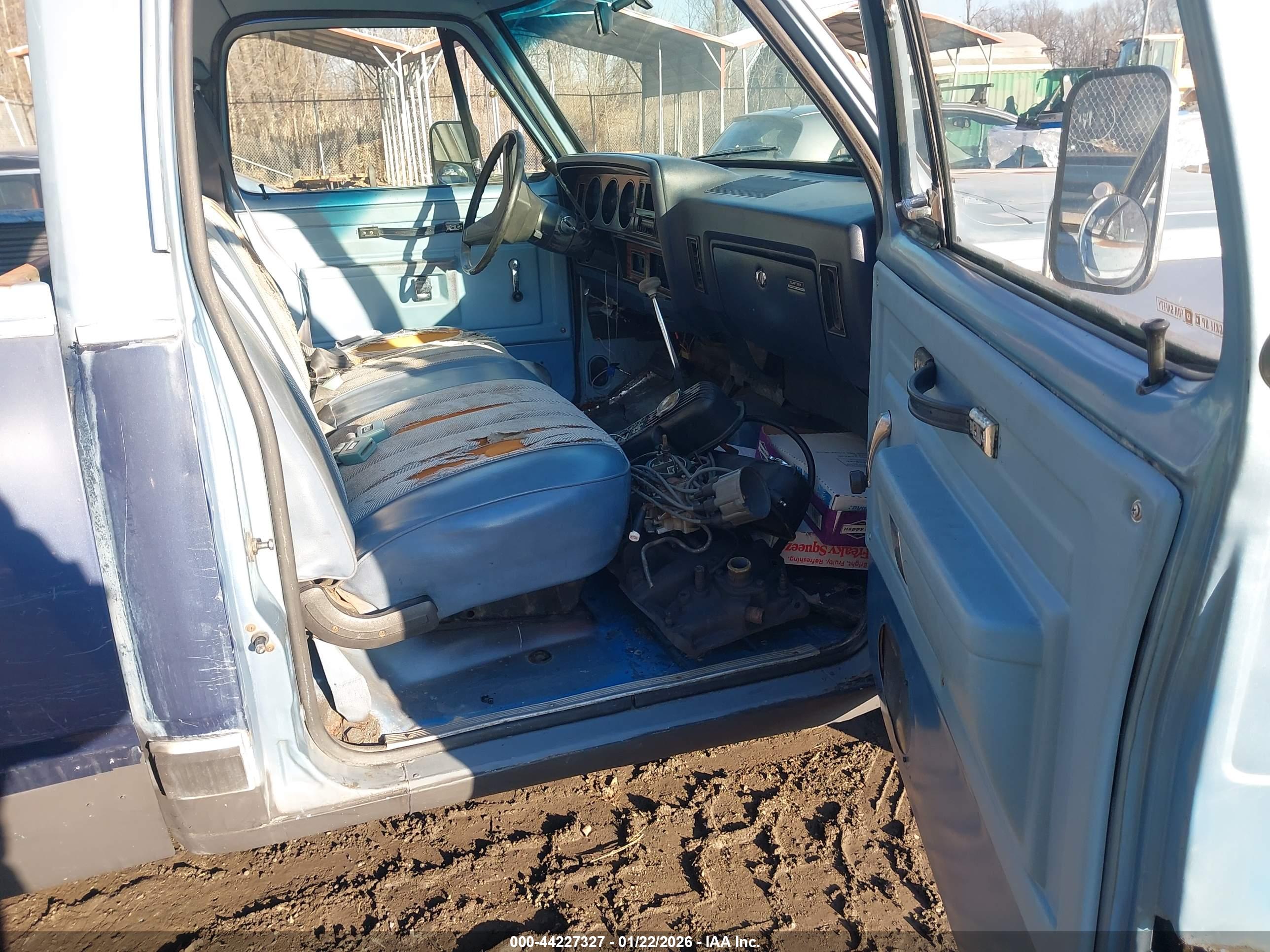 DODGE W-SERIES image 5