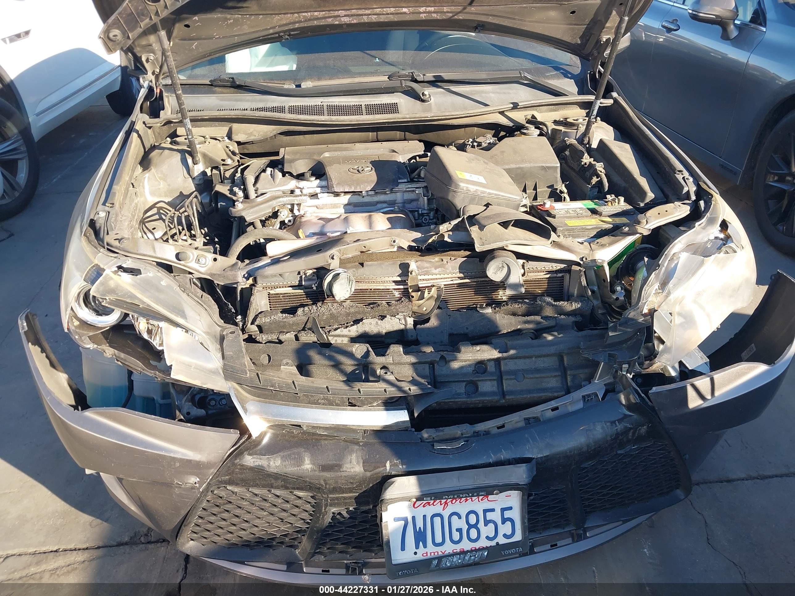 TOYOTA CAMRY image 6
