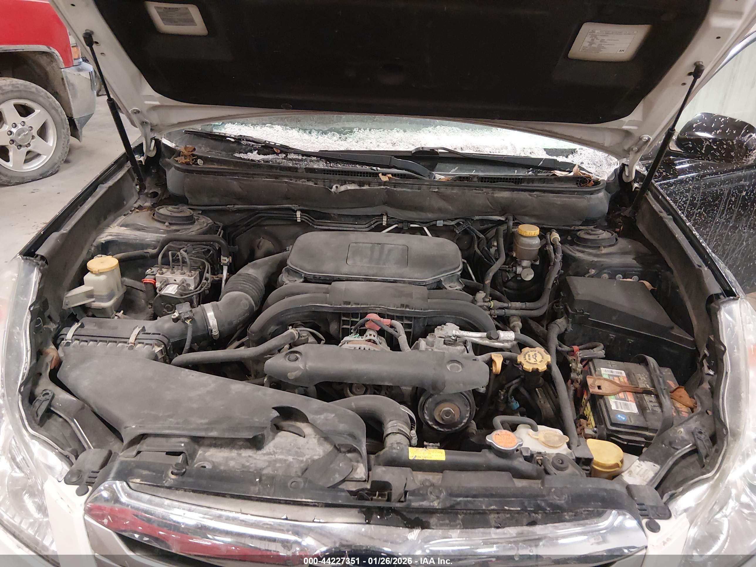 SUBARU LEGACY image 10