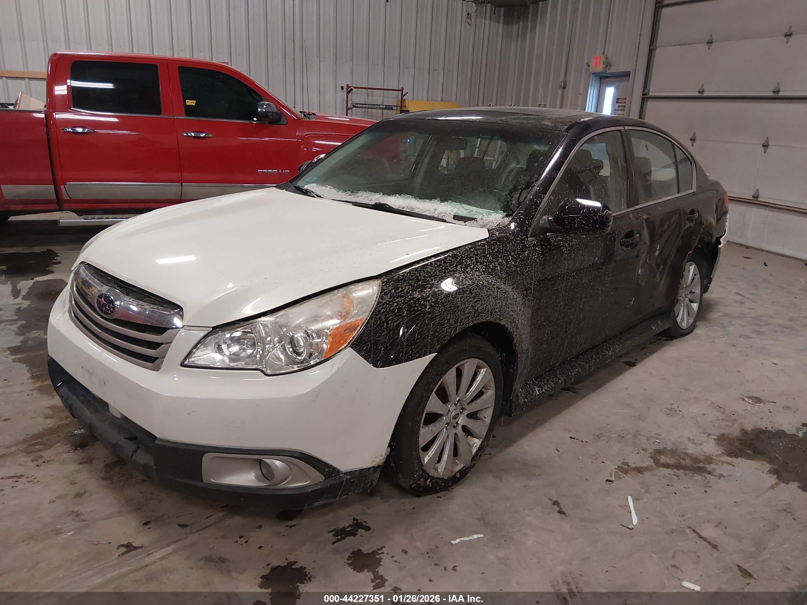 SUBARU LEGACY image 2