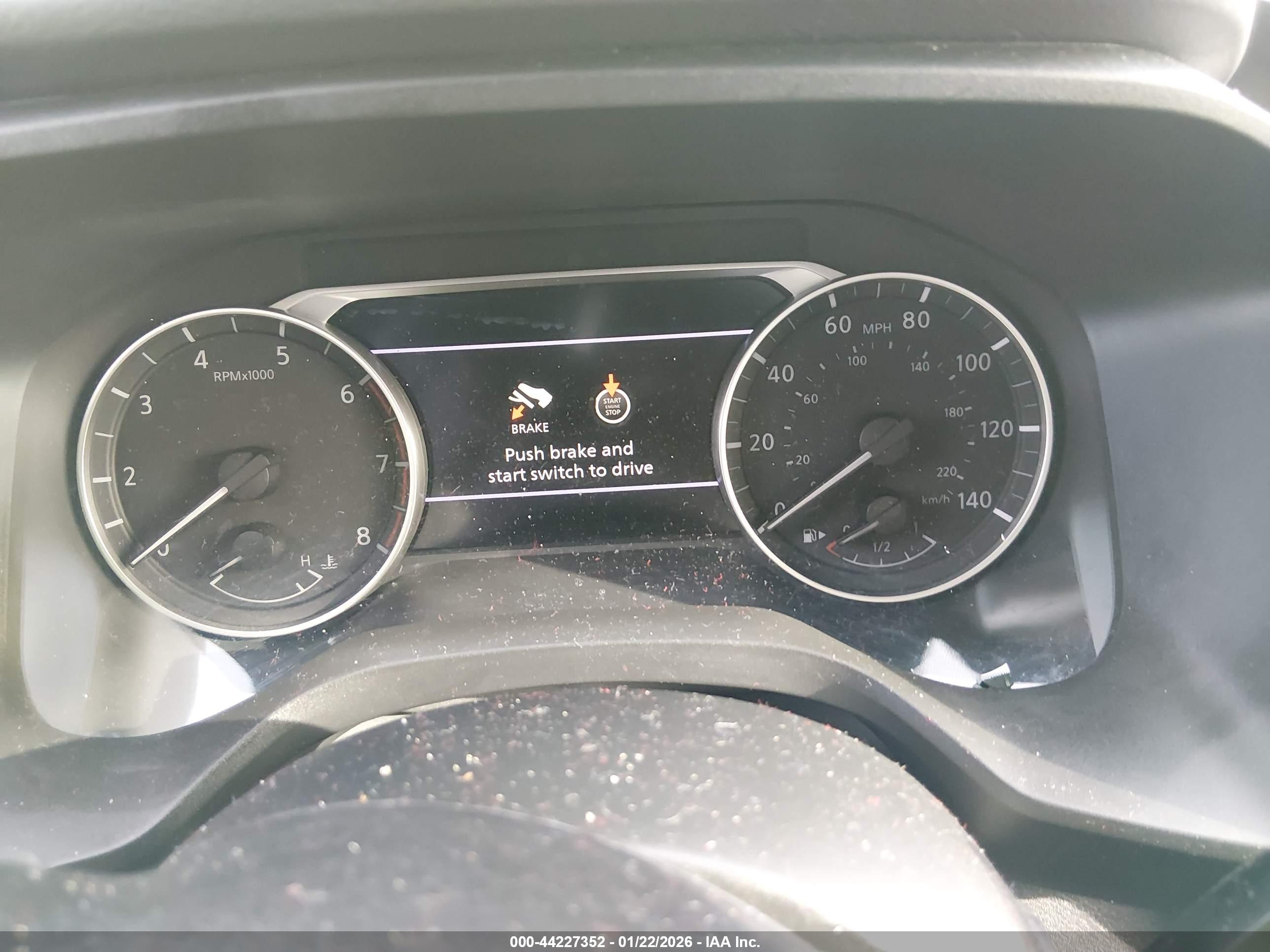 NISSAN ROGUE image 7