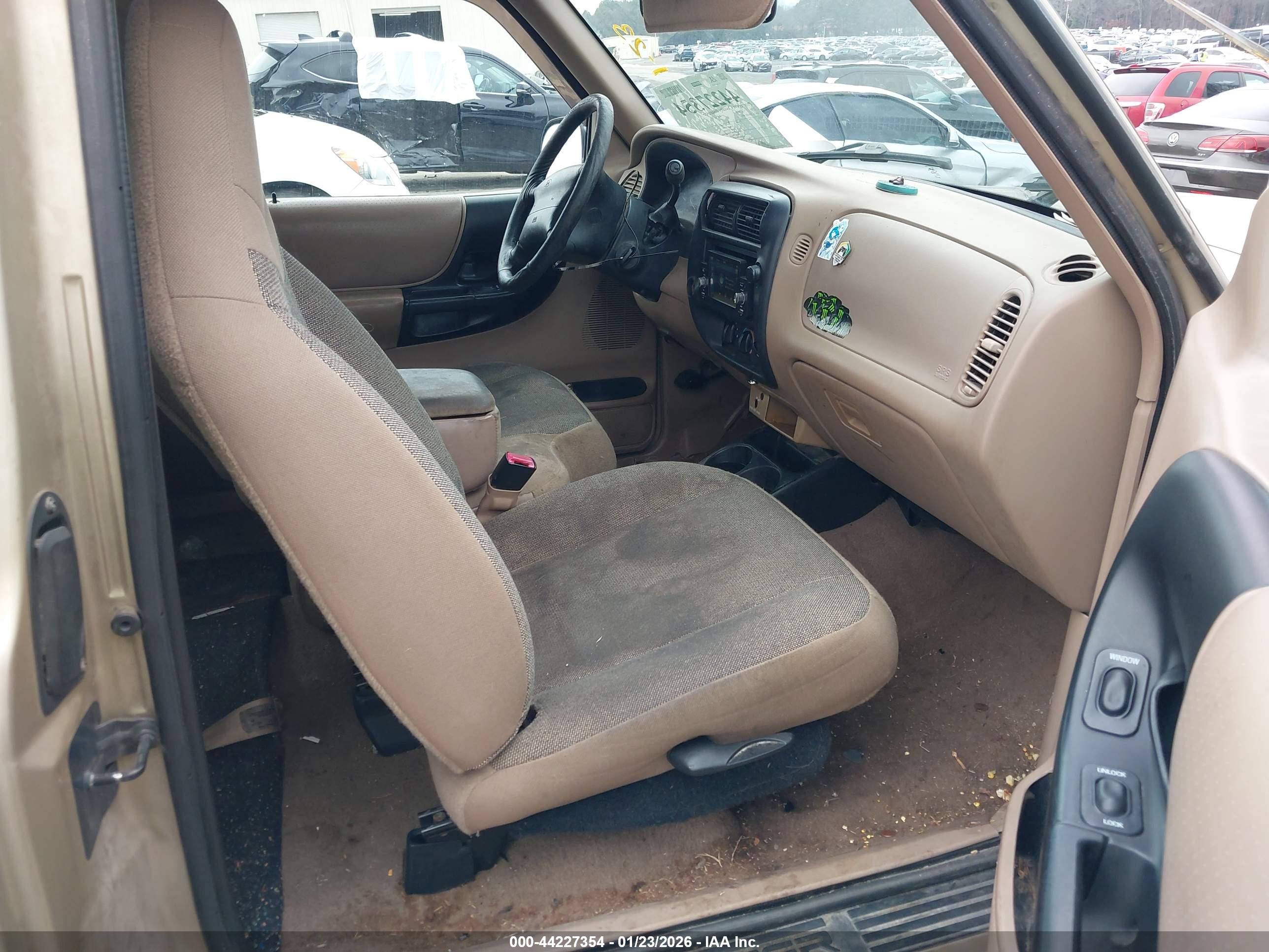 FORD RANGER image 5