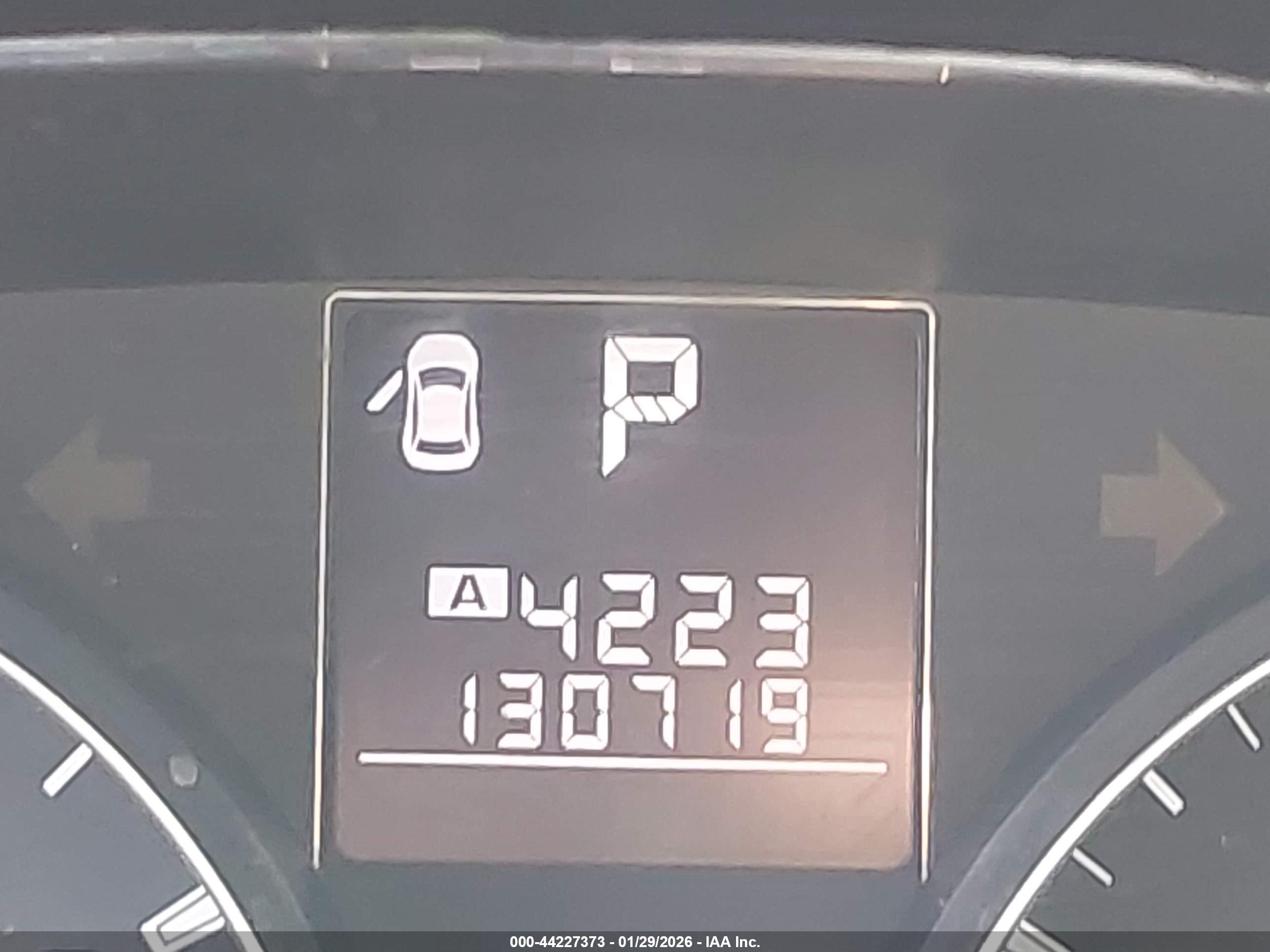 SUBARU OUTBACK image 7
