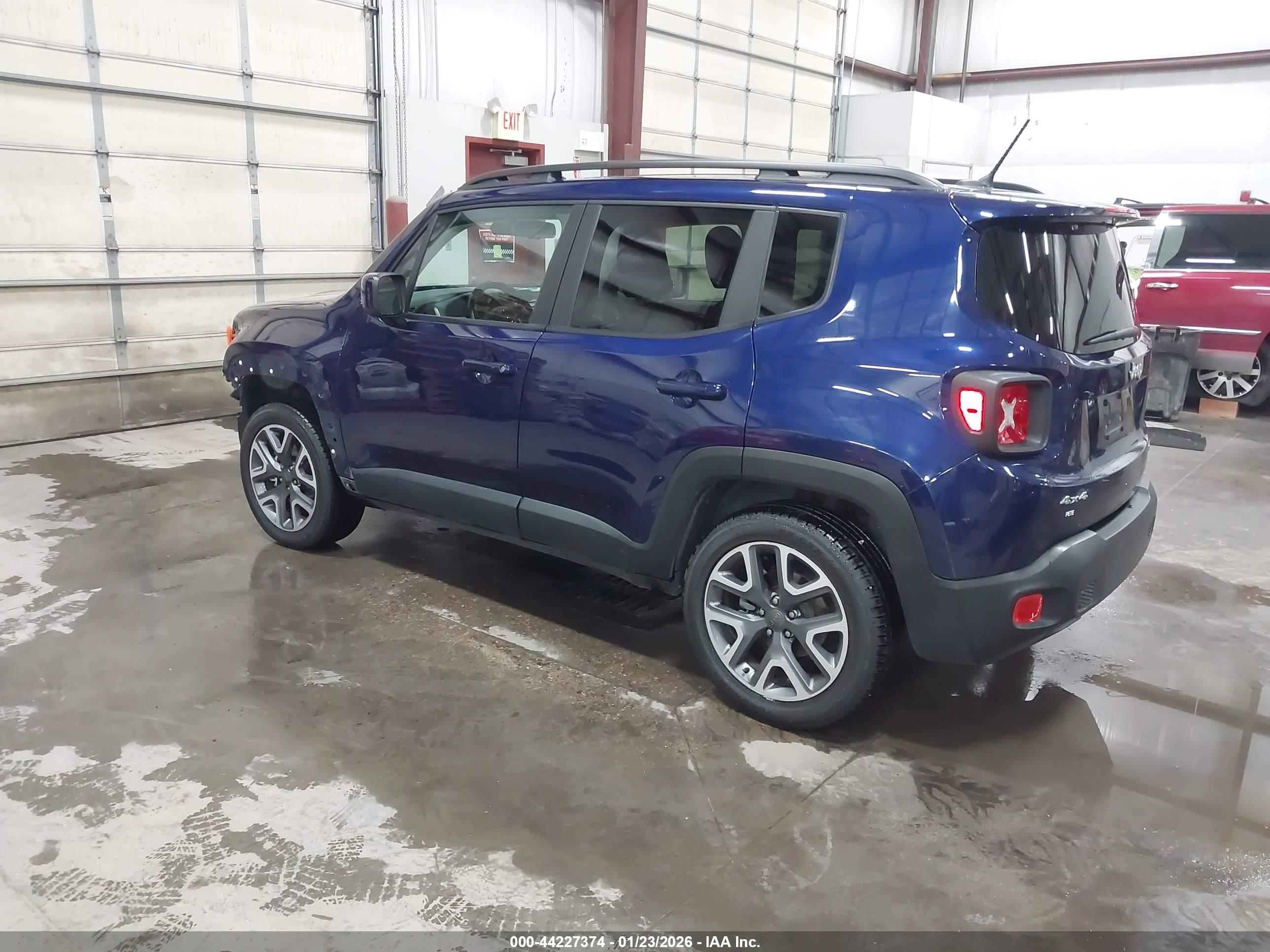 JEEP RENEGADE image 3