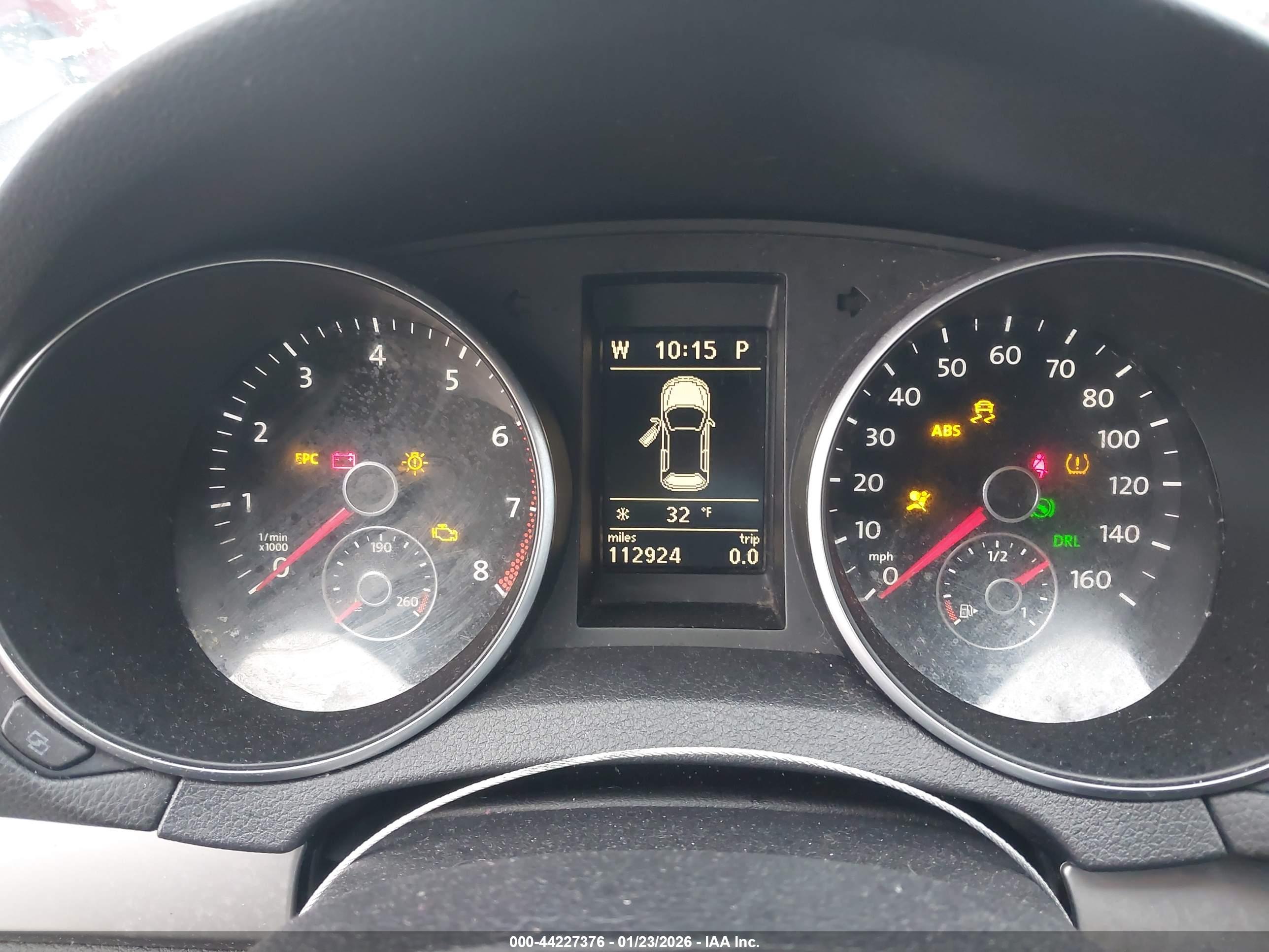 VOLKSWAGEN GOLF image 7