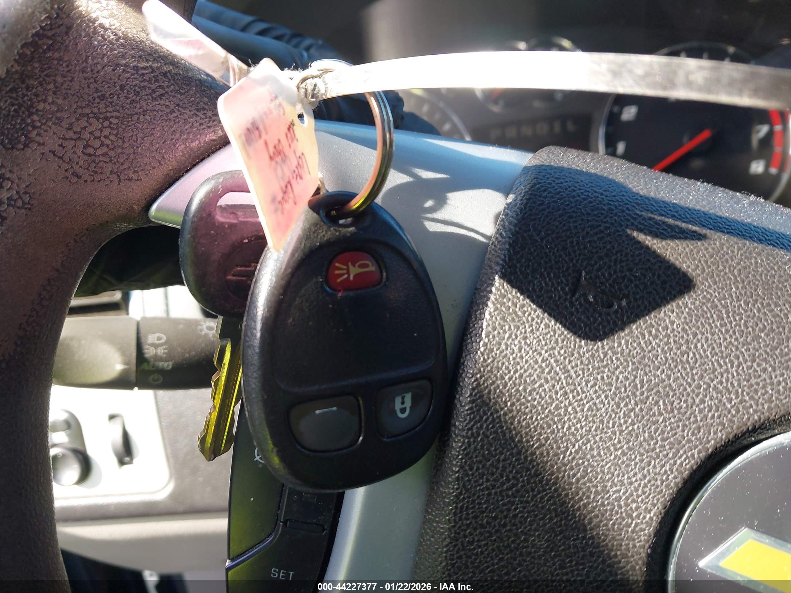 CHEVROLET EQUINOX image 11