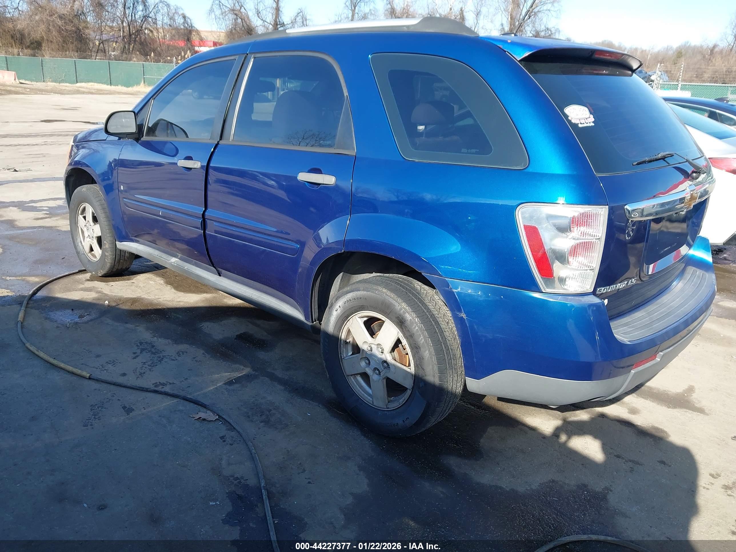CHEVROLET EQUINOX image 3