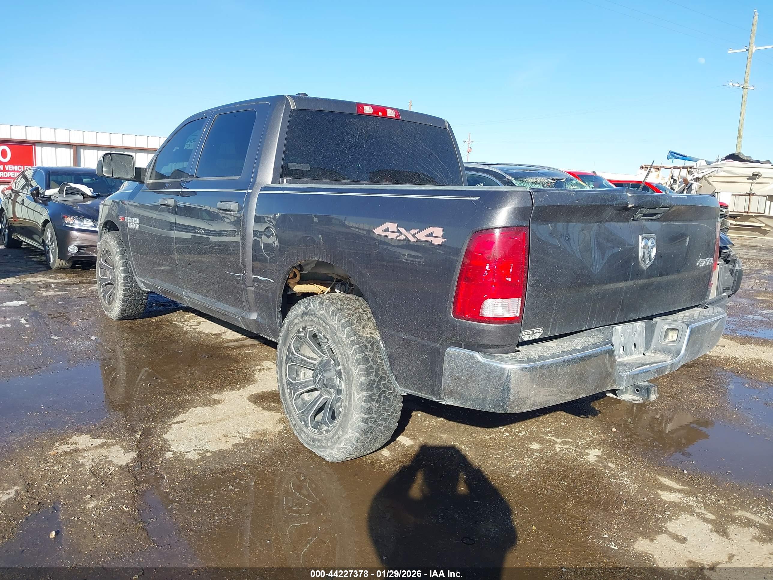 RAM 1500 image 3