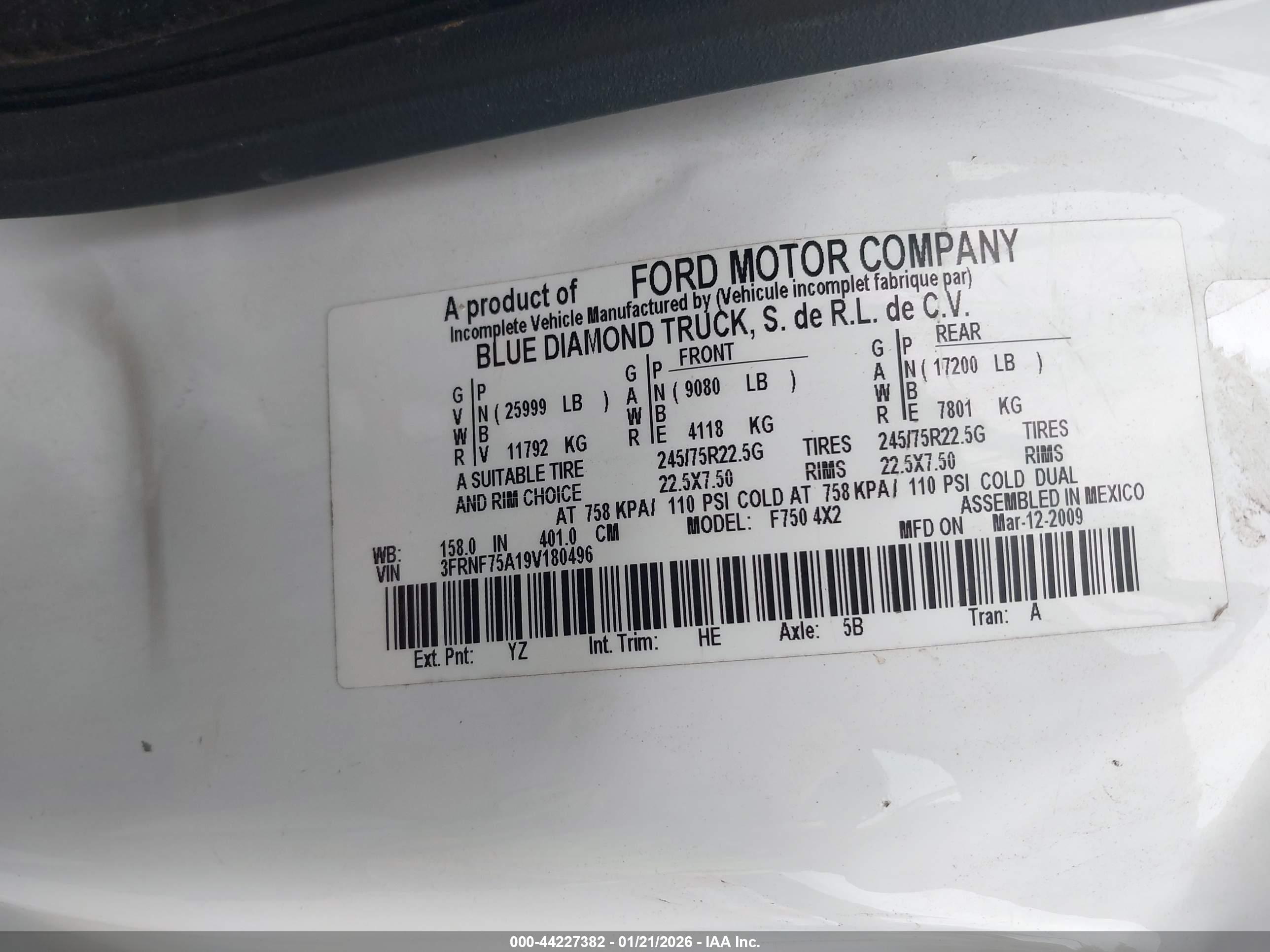 FORD F-750 image 9