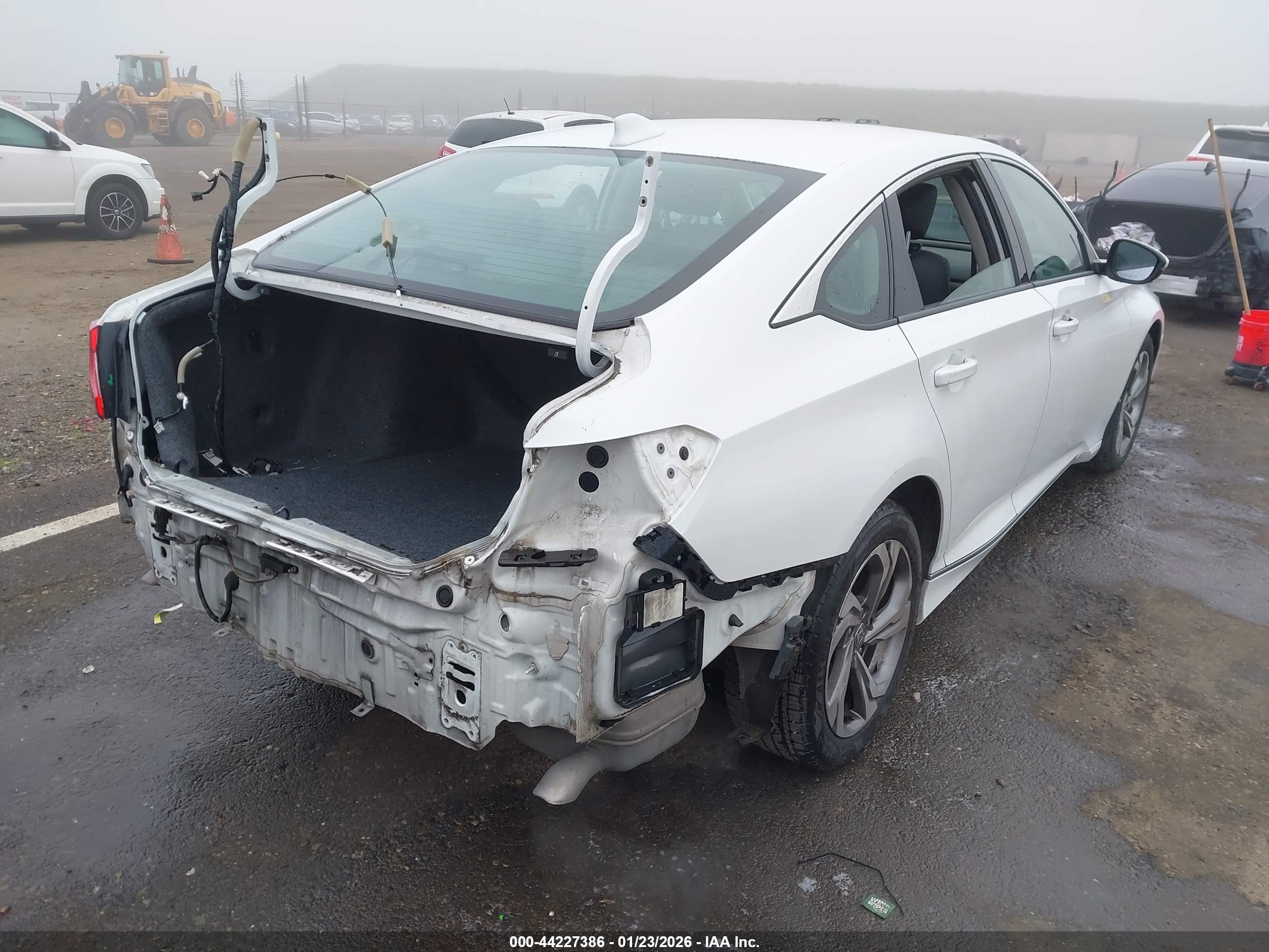 HONDA ACCORD image 4