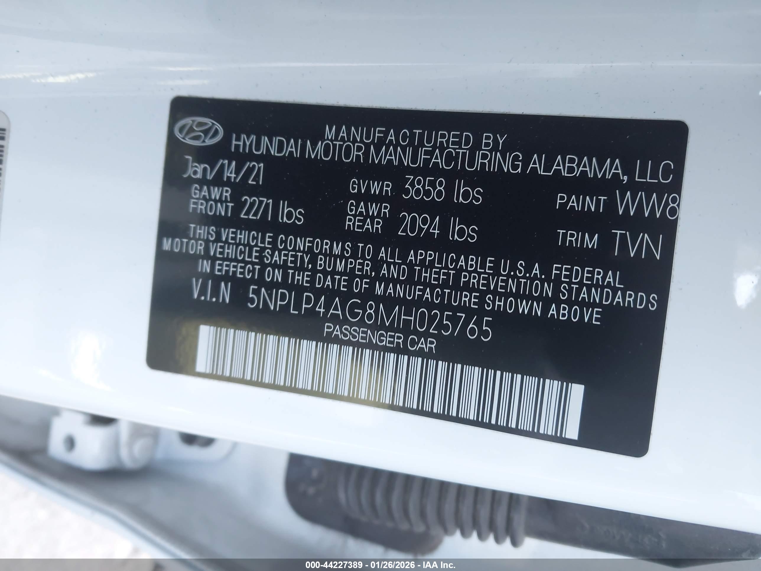 HYUNDAI ELANTRA image 9
