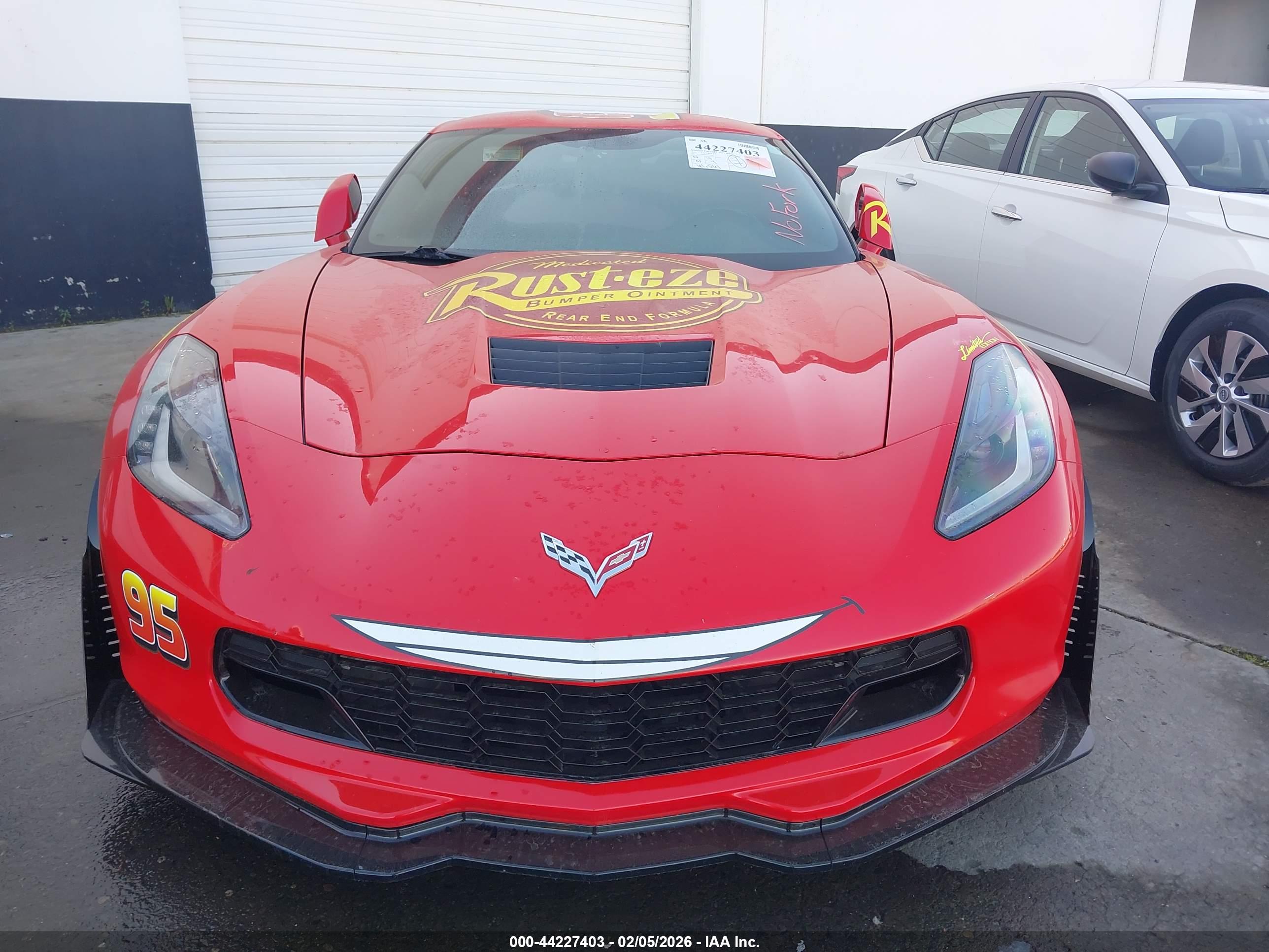 CHEVROLET CORVETTE image 6