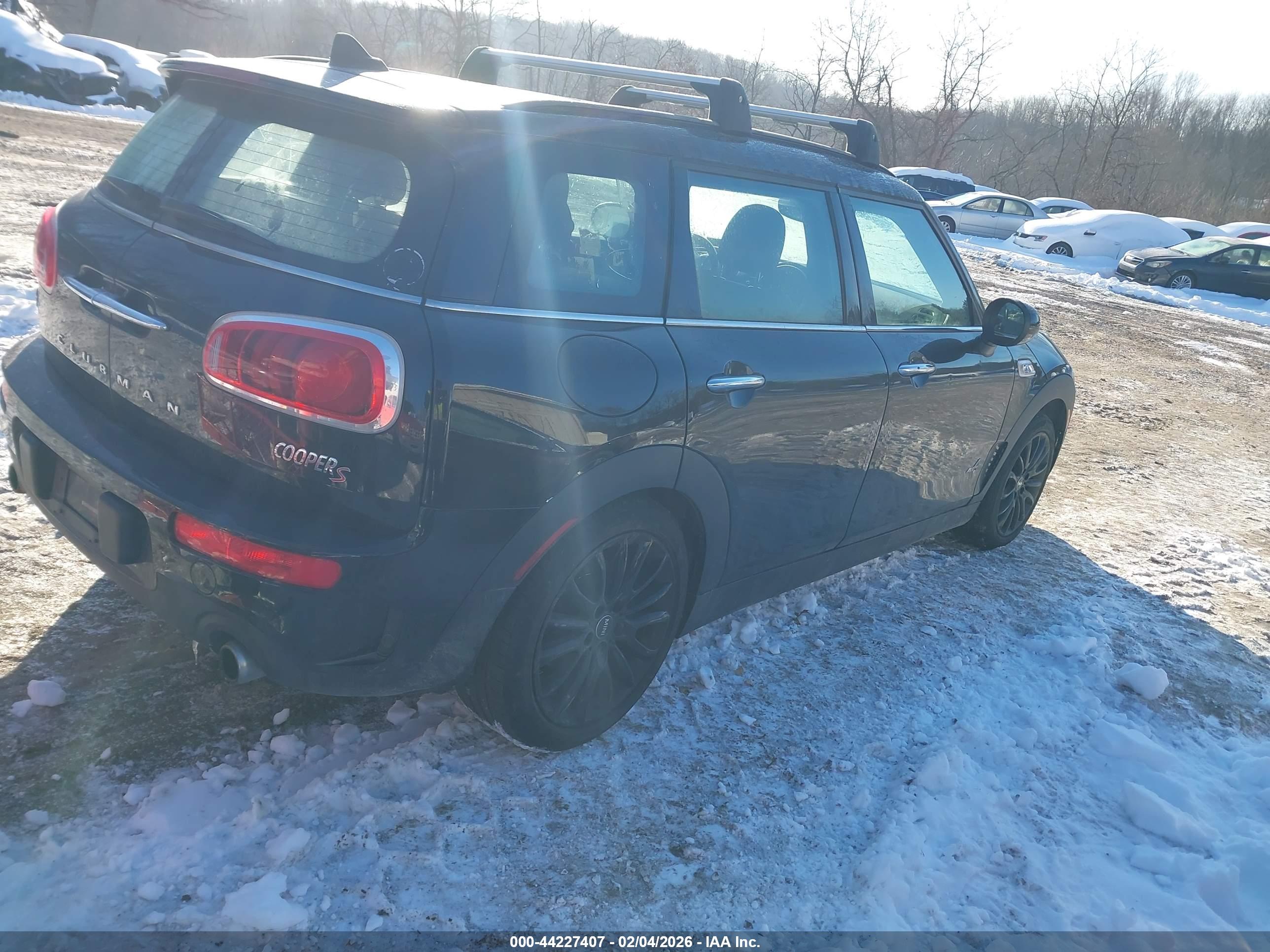 MINI CLUBMAN image 4