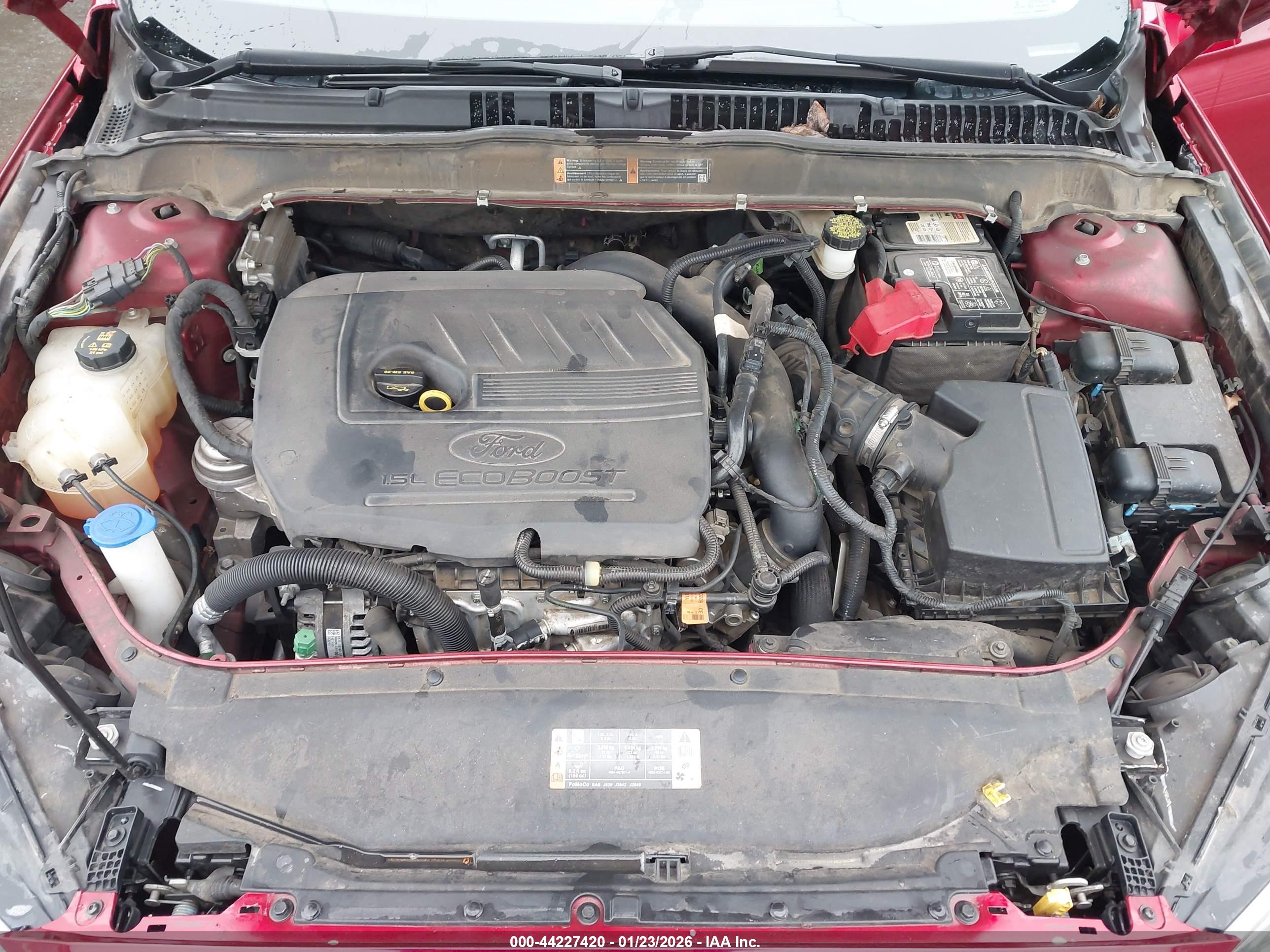 FORD FUSION image 10