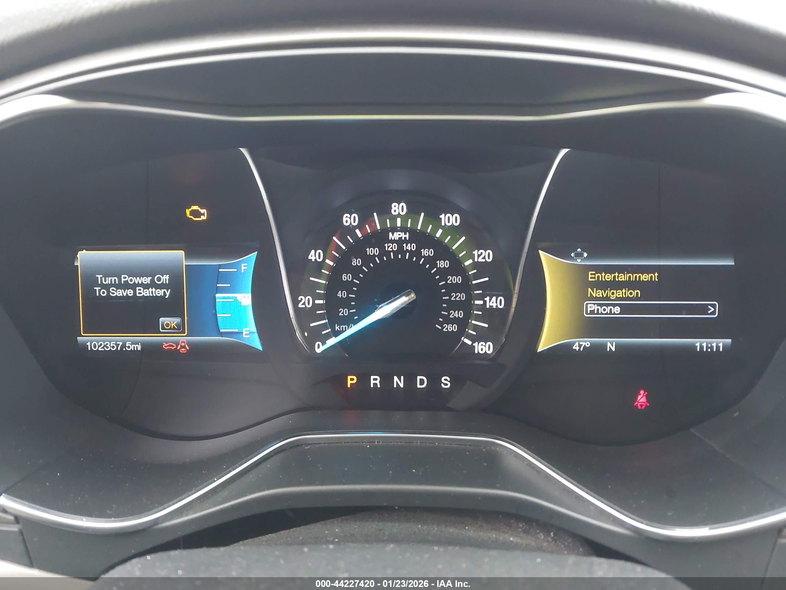 FORD FUSION image 7