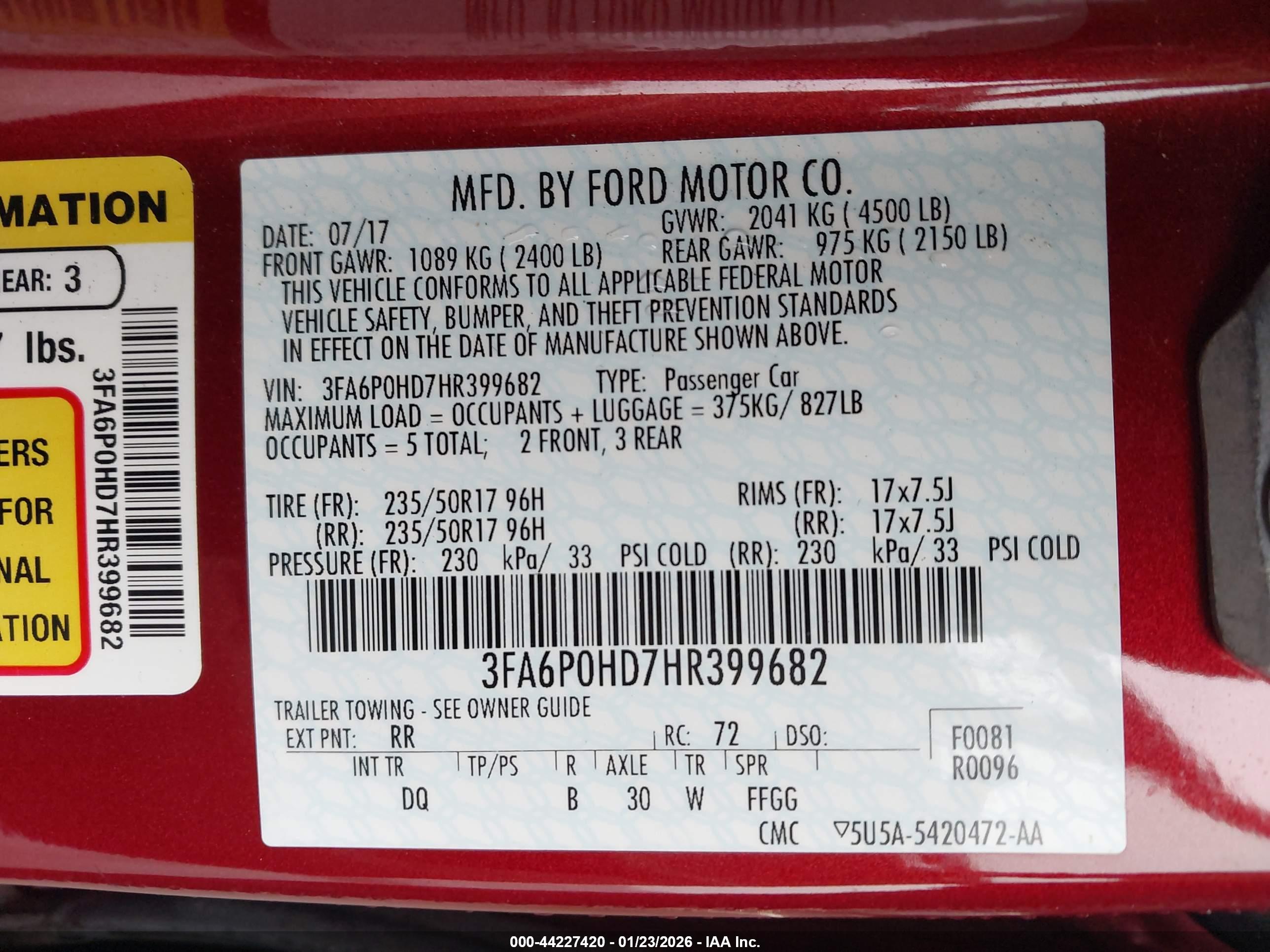 FORD FUSION image 9