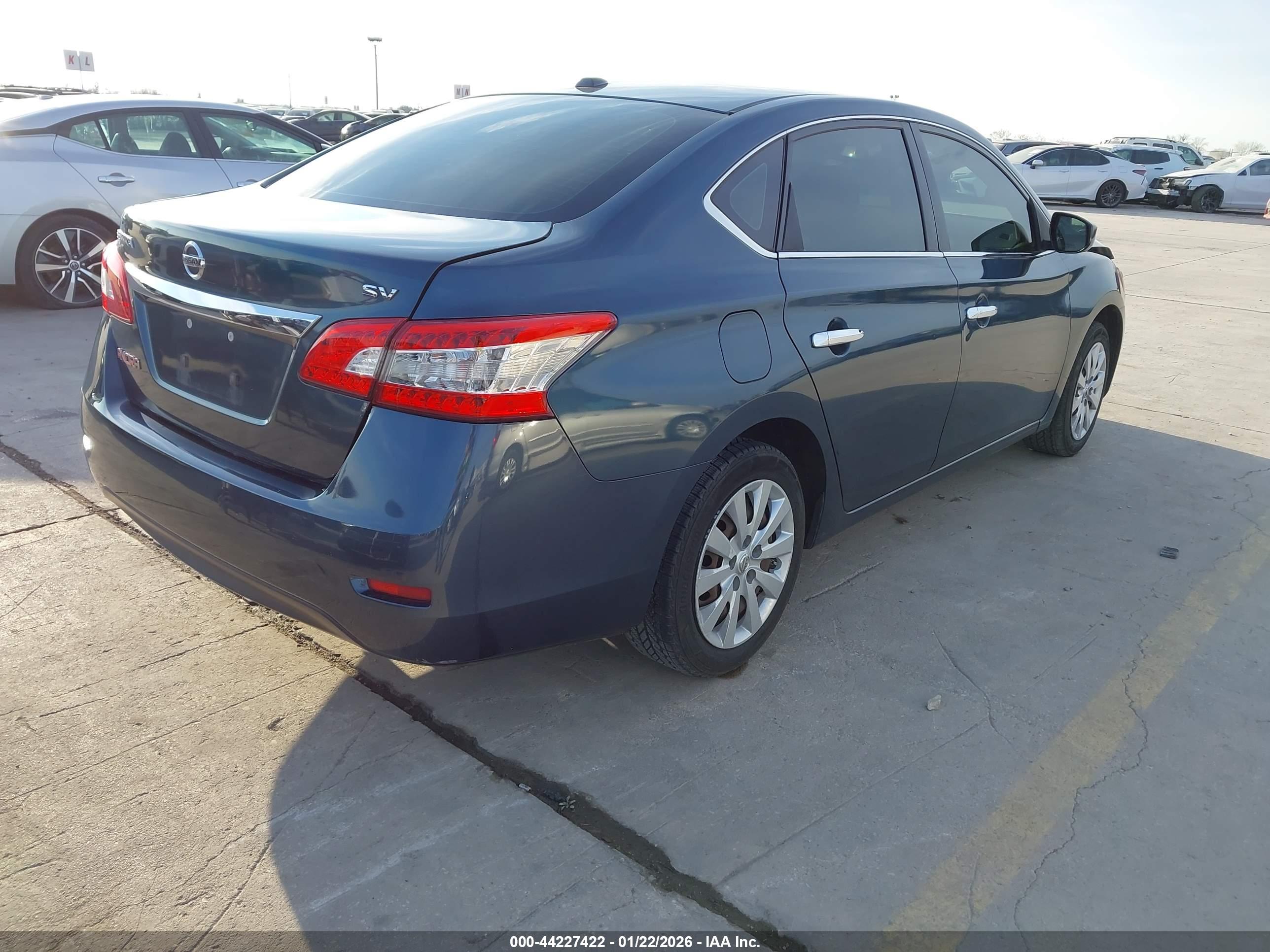 NISSAN SENTRA image 4