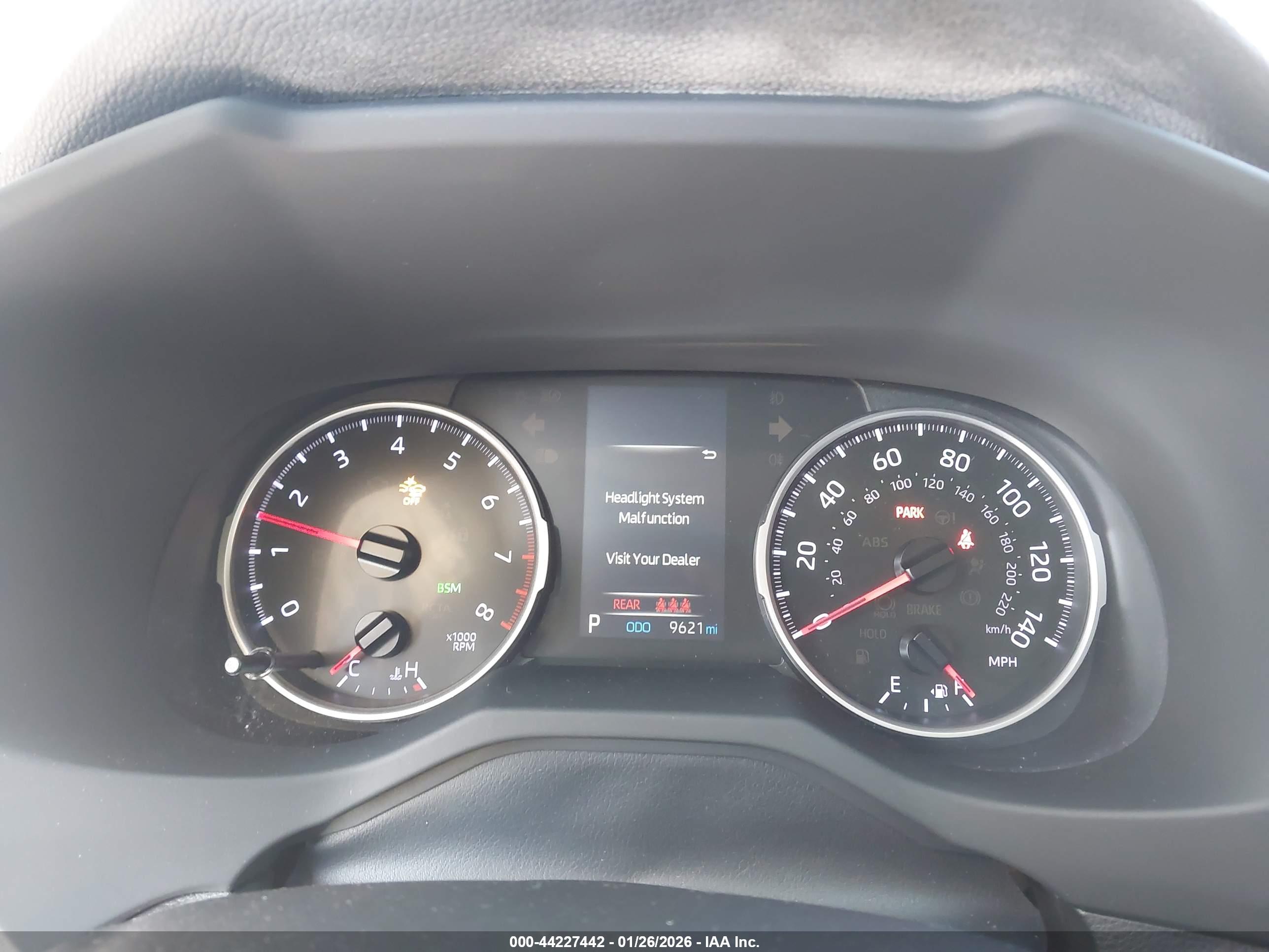TOYOTA RAV4 image 7