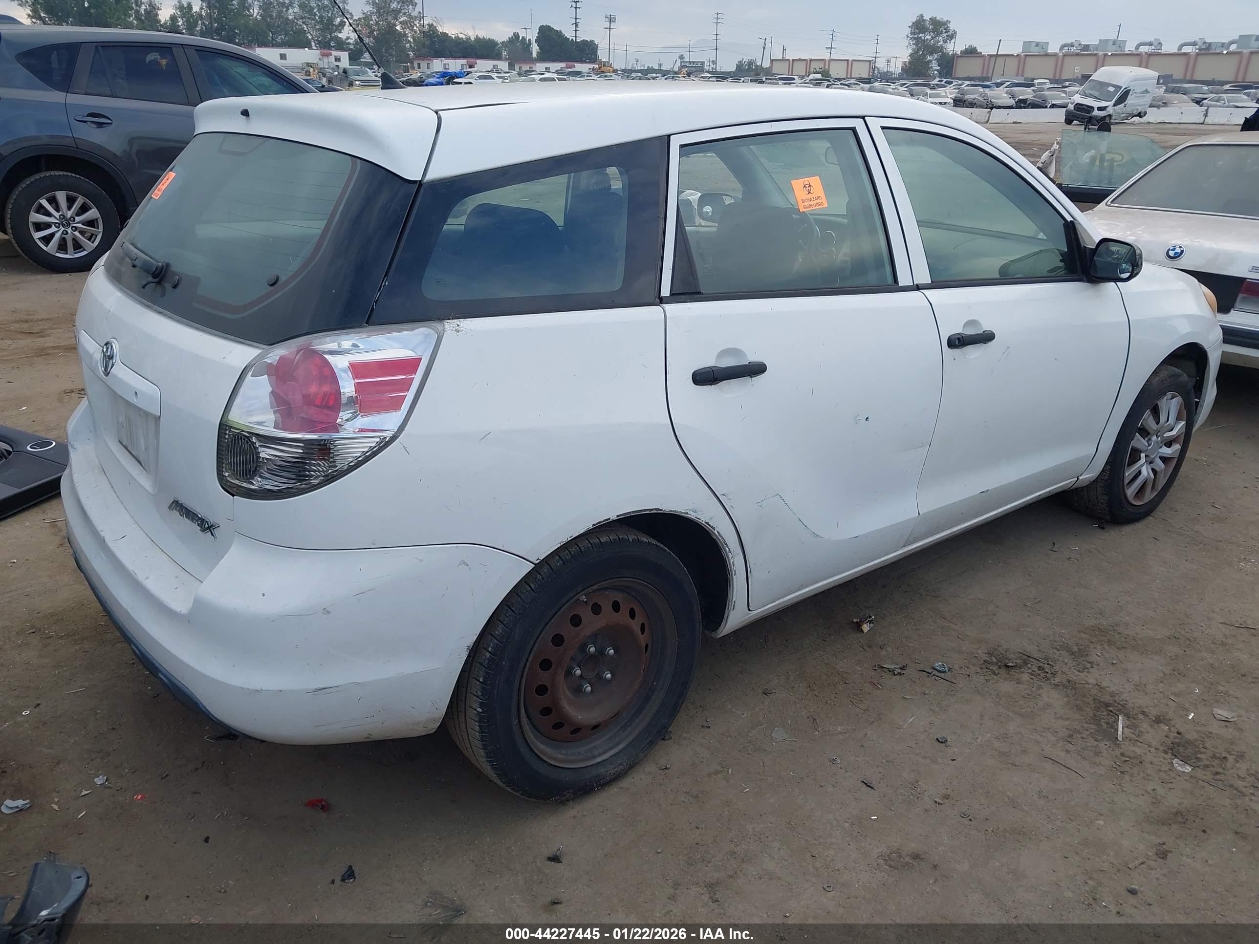 TOYOTA MATRIX image 4