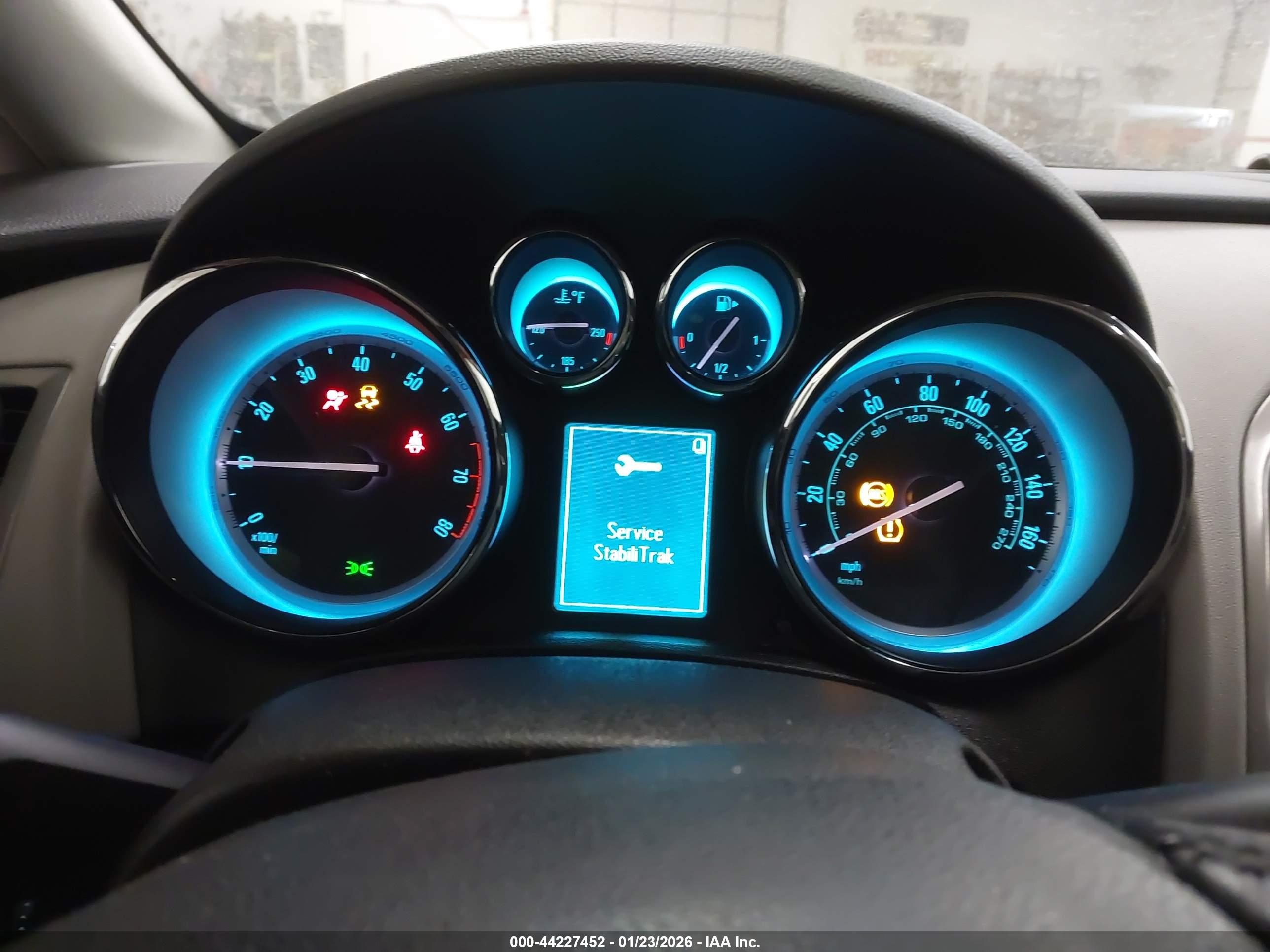 BUICK VERANO image 7
