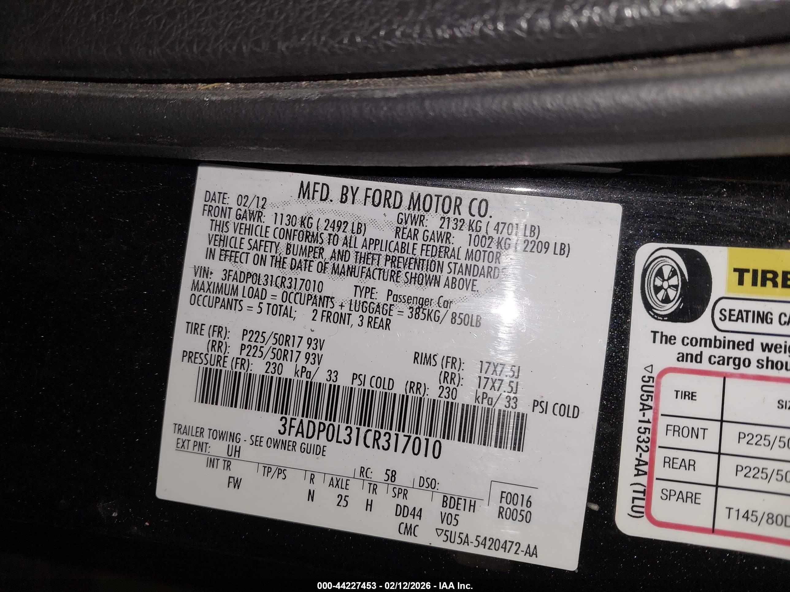 FORD FUSION image 9
