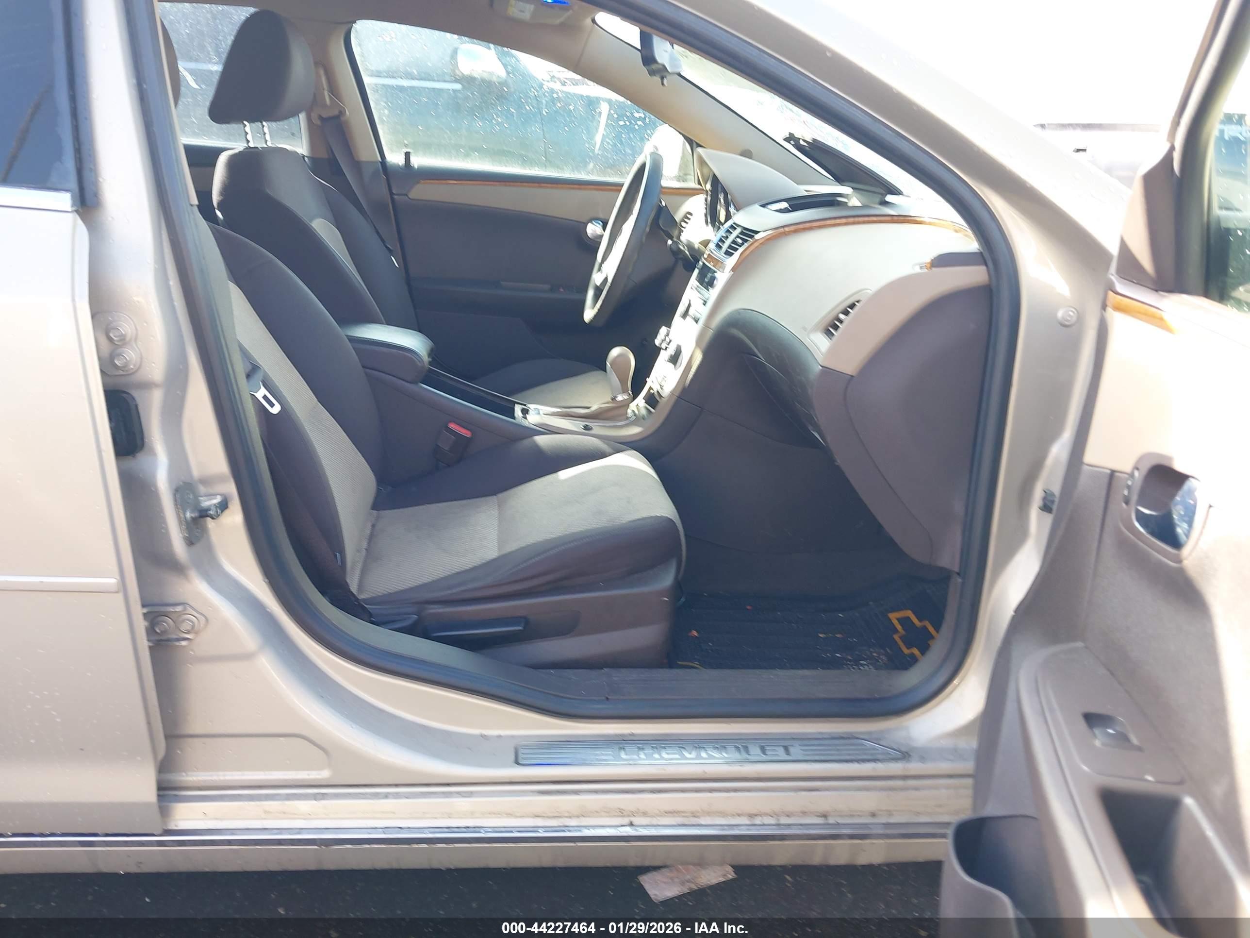 CHEVROLET MALIBU image 5
