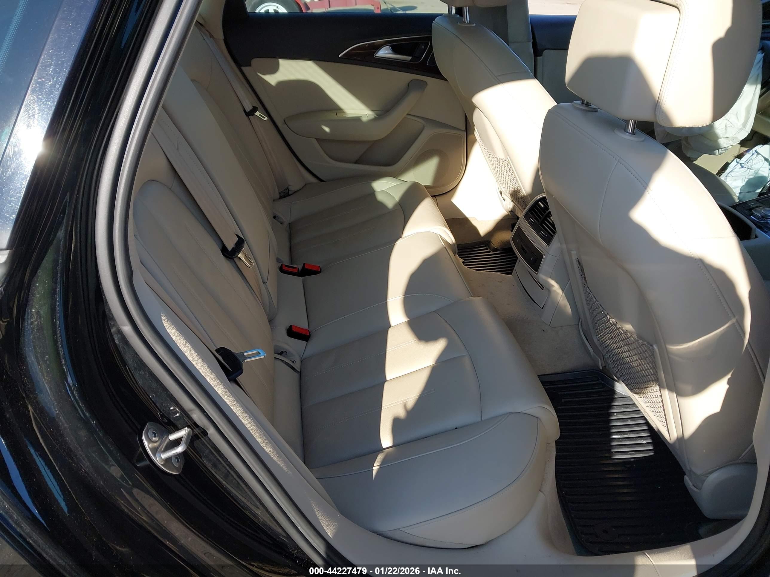 AUDI A6 image 8