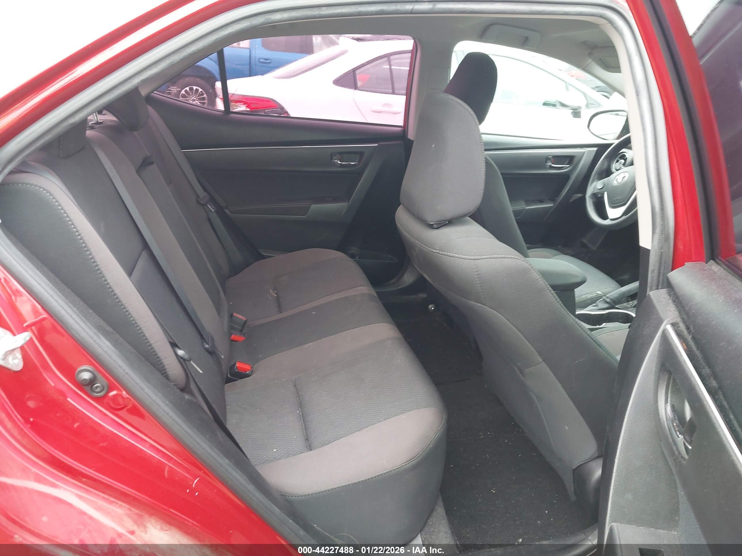 TOYOTA COROLLA image 8