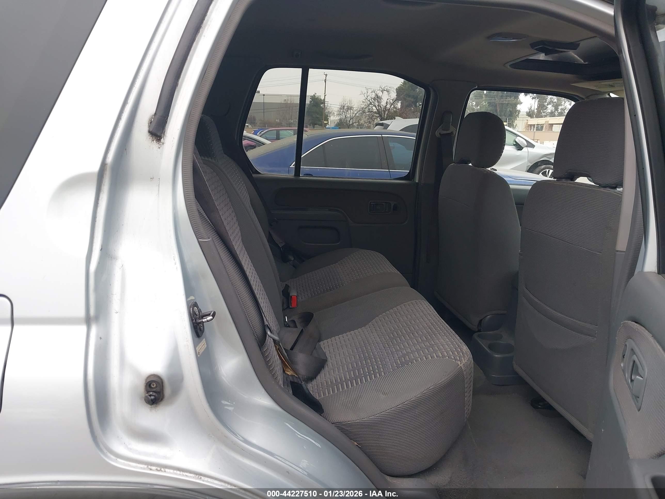 NISSAN XTERRA image 8