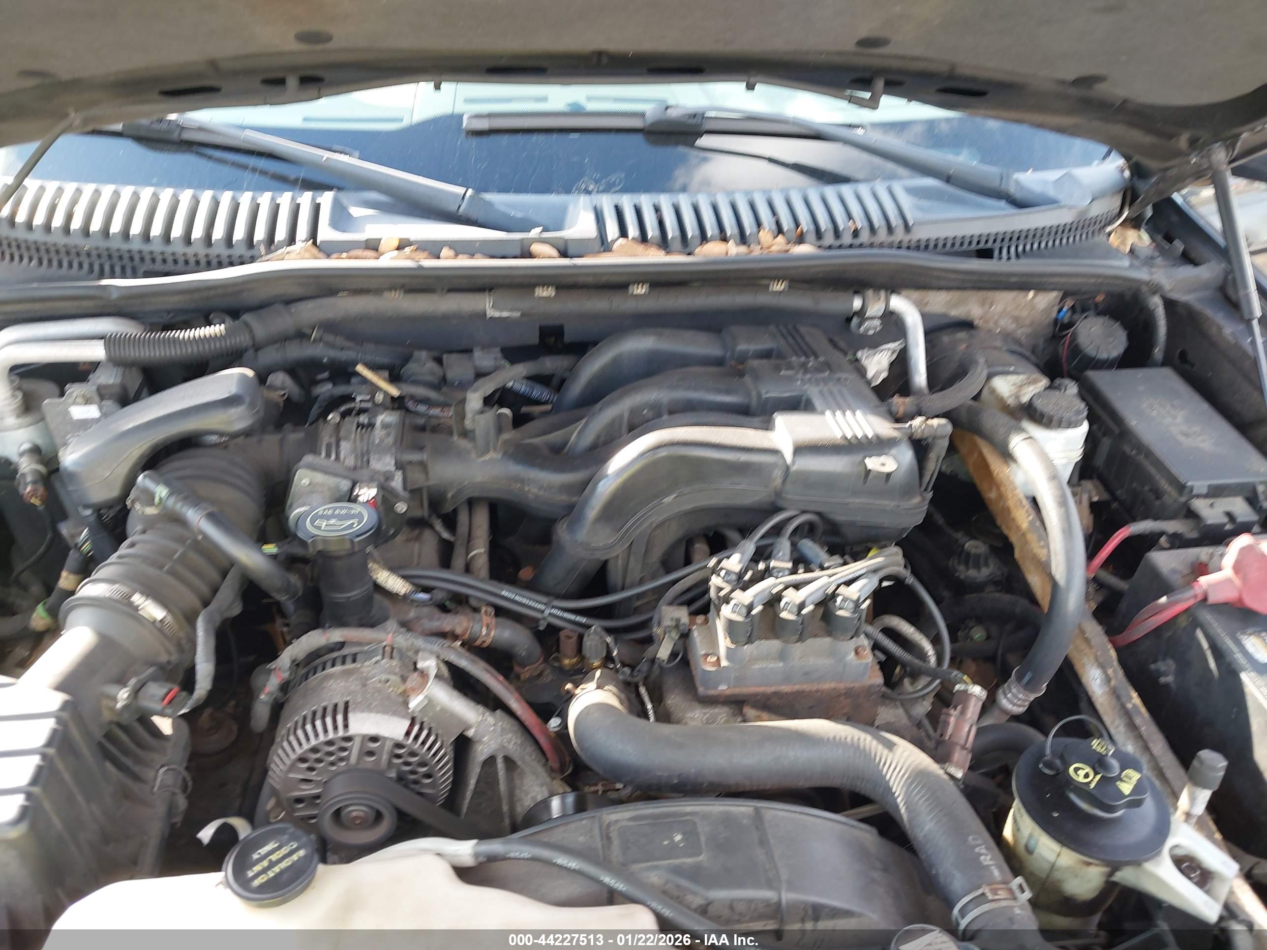FORD EXPLORER image 10